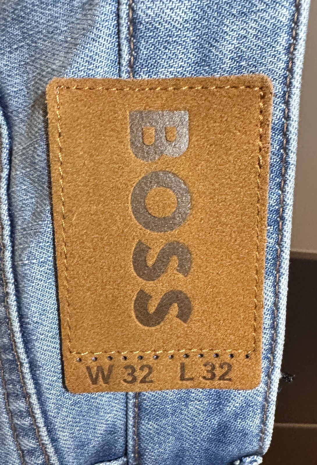 Hugo Boss Hugo Boss - Classic-Fit Jeans in Blue Comfort-Stretch Denim Size US 32 / EU 48 - 11 Thumbnail
