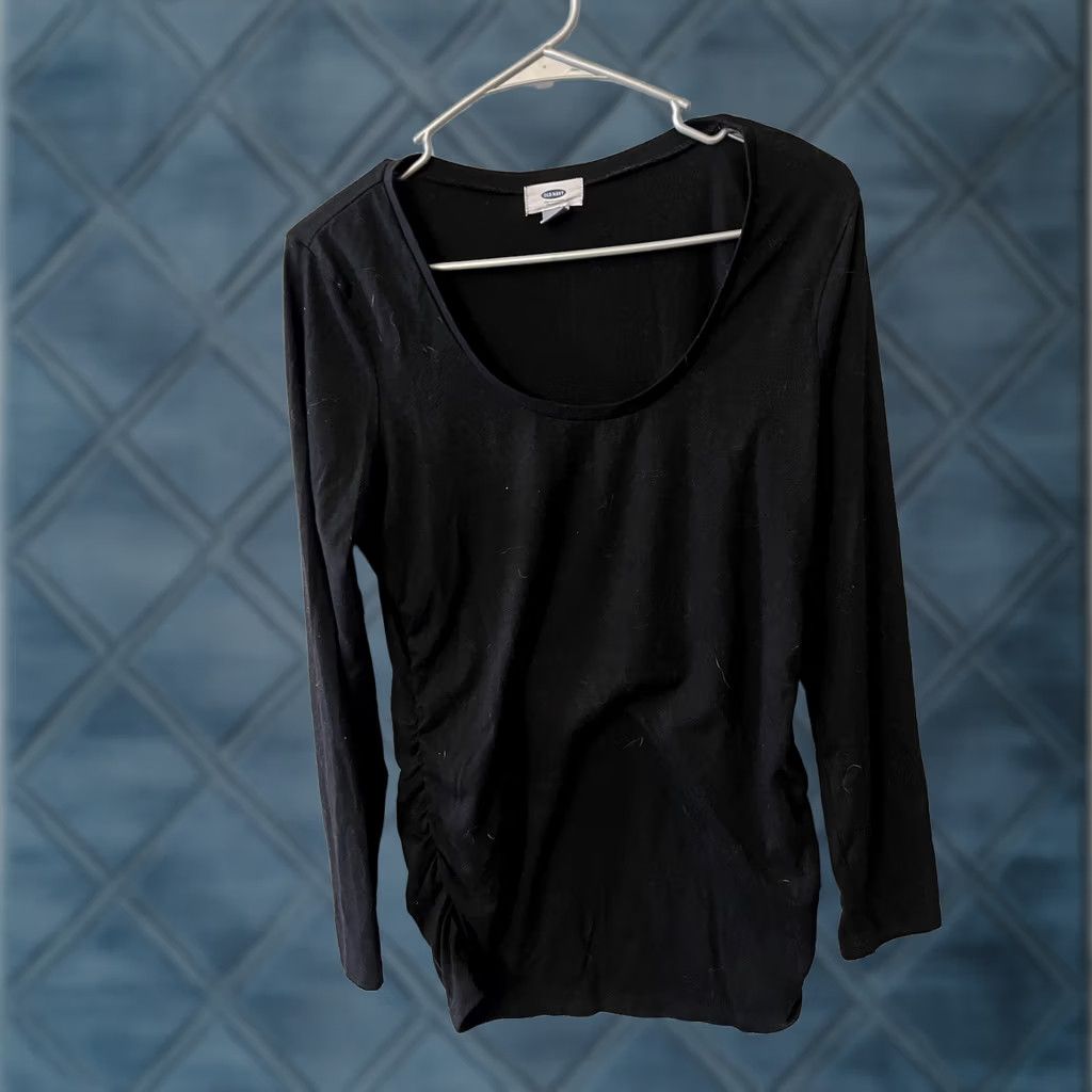 Old Navy Old Navy Black Long Sleeve Crew Neck Ruched Pullover M Womens Size M / US 6-8 / IT 42-44 - 1 Thumbnail