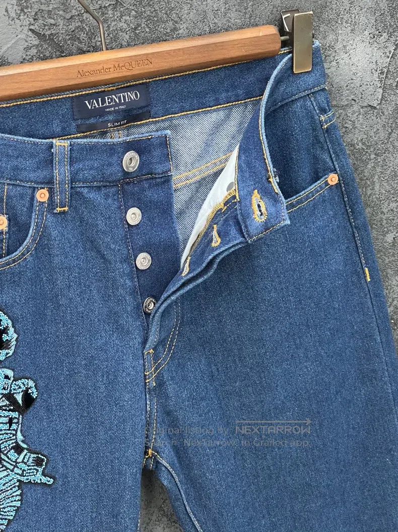 Valentino Valentino Blue embroidered jeans Size US 28 / EU 44 - 6 Thumbnail