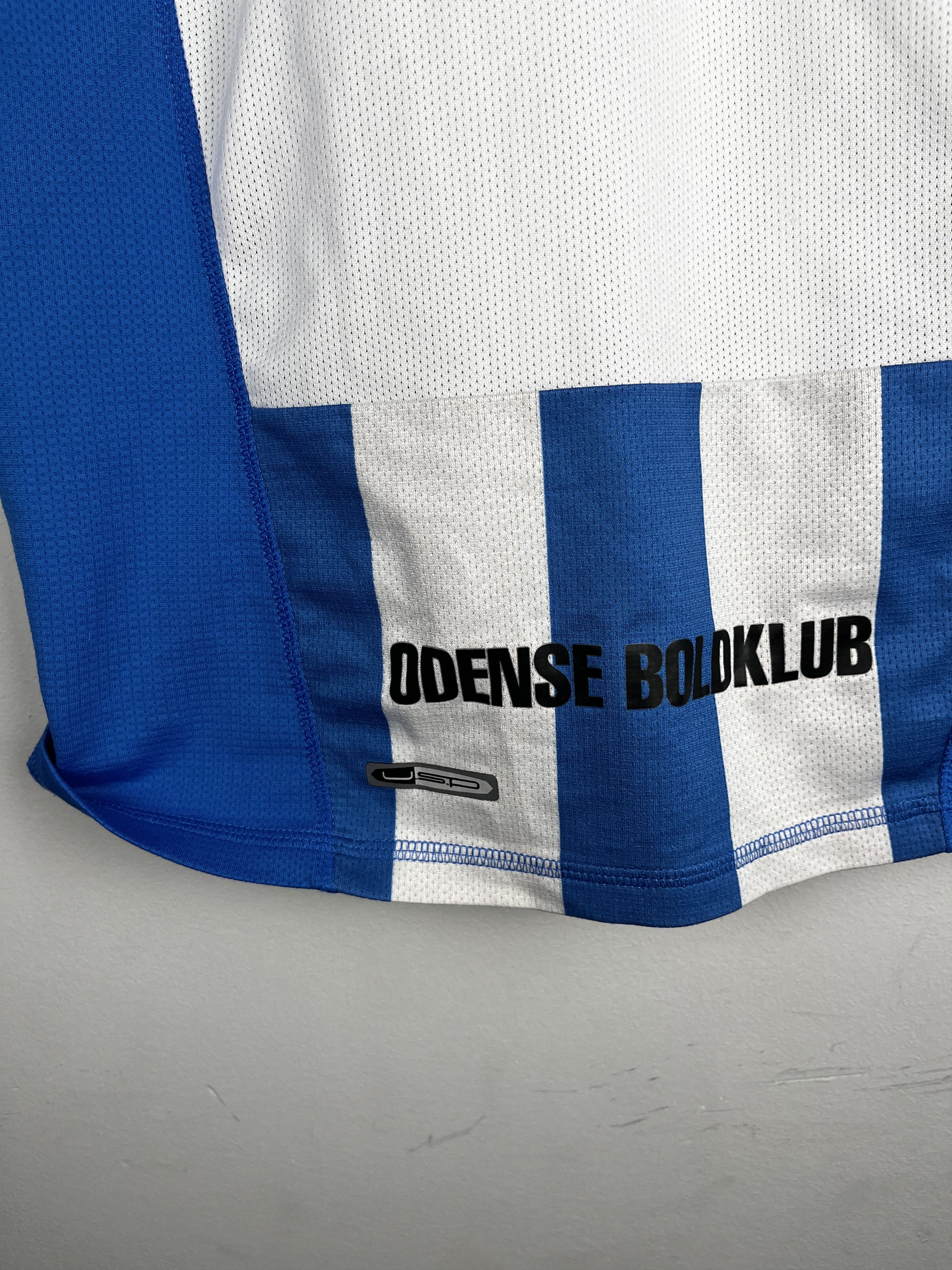 Puma Puma Odnese OB 2010/2011 Home Kit Jersey Size US S / EU 44-46 / 1 - 7 Thumbnail