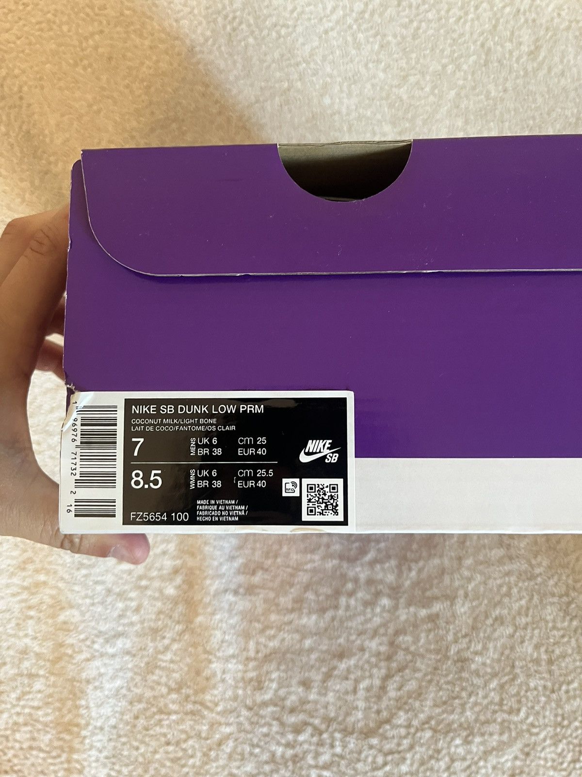 Nike Nike SB Dunks City of Love Size US 7 / EU 40 - 6 Thumbnail