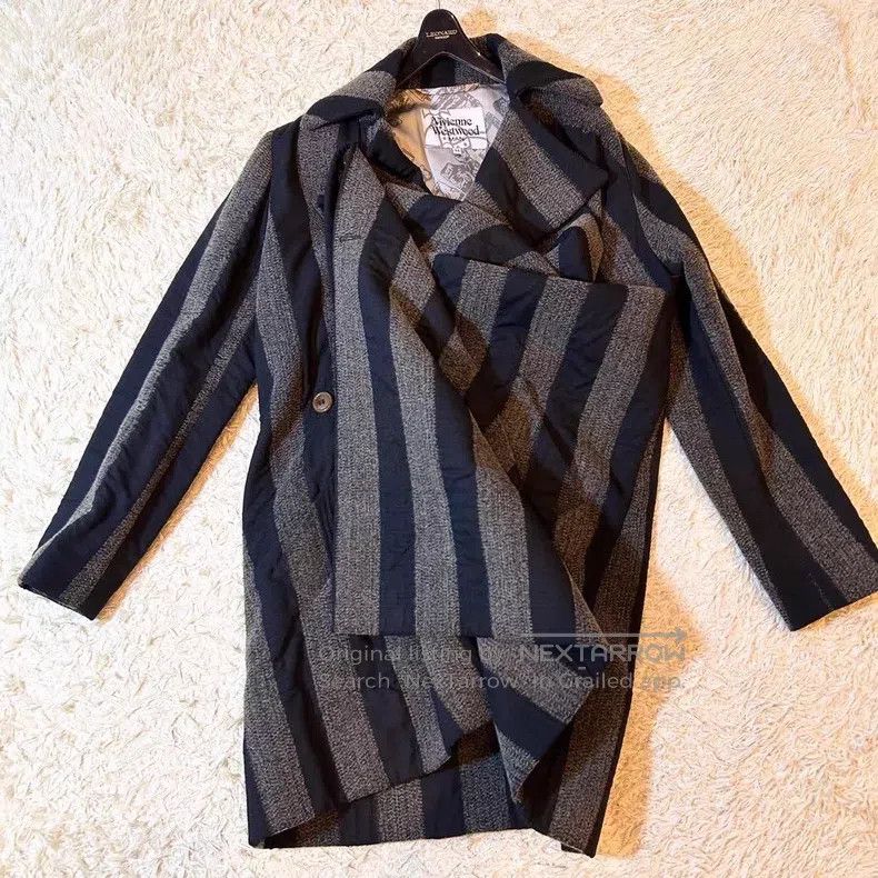 Vivienne Westwood Vivienne Westwood Deformed Wool Striped Overcoat, Man Asym Size M / US 6-8 / IT 42-44 - 4 Thumbnail