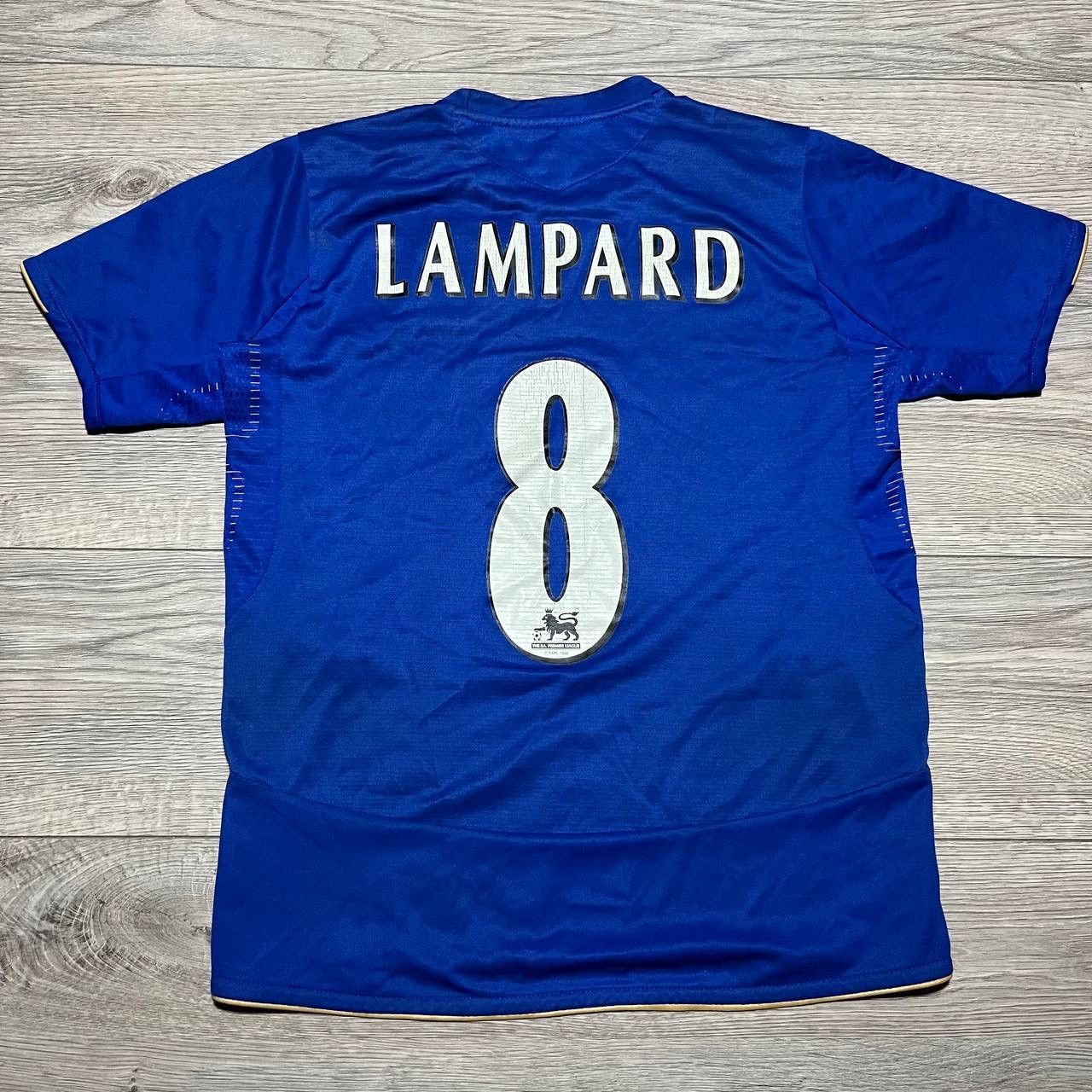 Umbro Chelsea Lampard #8 soccer jersey umbro vintage Size US S / EU 44-46 / 1 - 2 Thumbnail