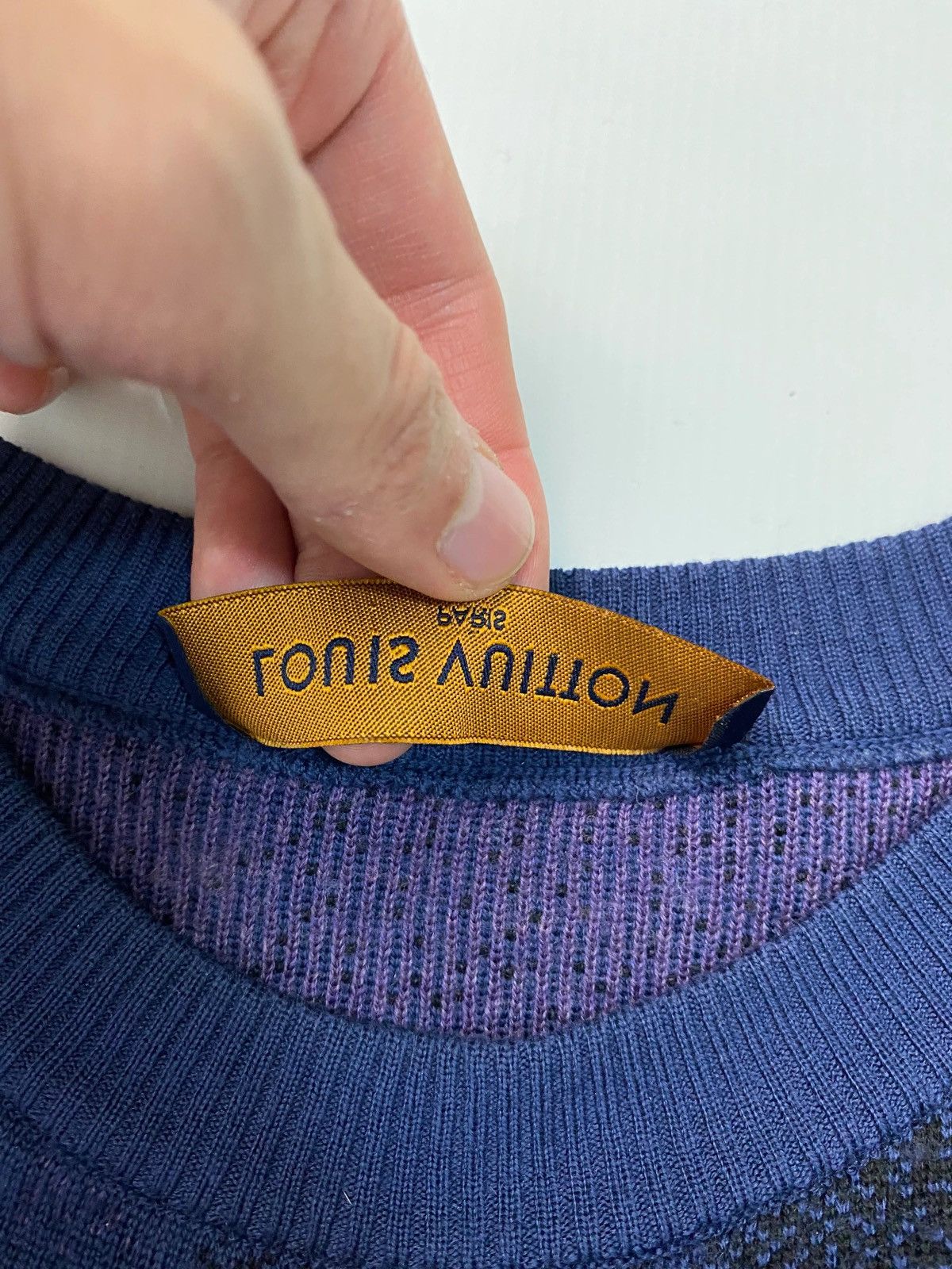 Louis Vuitton LV SS19 RUNWAY BRICK ROAD SWEATER IN PURPLE SIZE:S|L Size US M / EU 48-50 / 2 - 4 Thumbnail