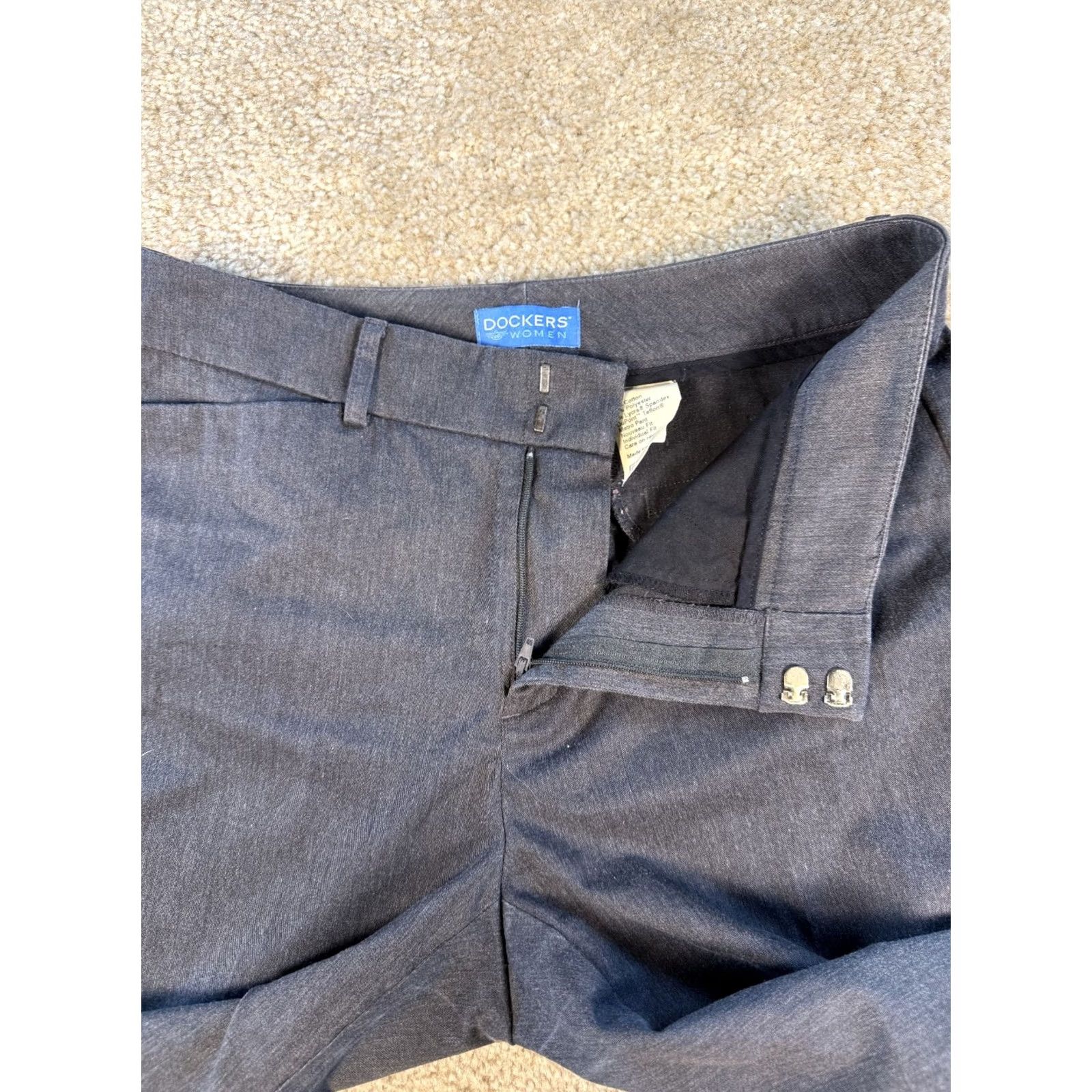 Dockers DOCKERS Women's Metro Trousers Pants Size 6 Gray Straight Leg Stretch Size 28" / US 6 / IT 42 - 4 Thumbnail