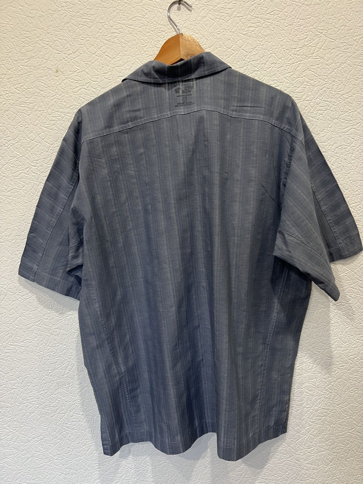 Mountain Hardwear Mountain Hardwear Blue Shirt Button Up Mens Size US L / EU 52-54 / 3 - 7 Thumbnail