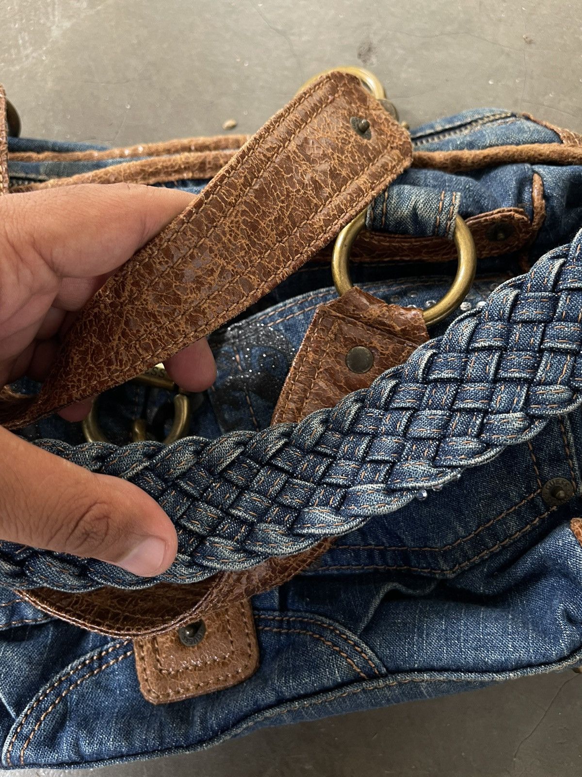 Guess Vintage Y2K Guess Shoulder Bag Denim w Leather Size ONE SIZE - 6 Thumbnail
