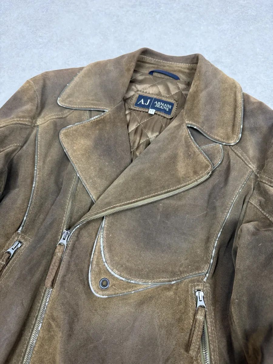 Armani 2000s Armani Beige Suede Leather Perfecto Jacket Size US M / EU 48-50 / 2 - 8 Thumbnail