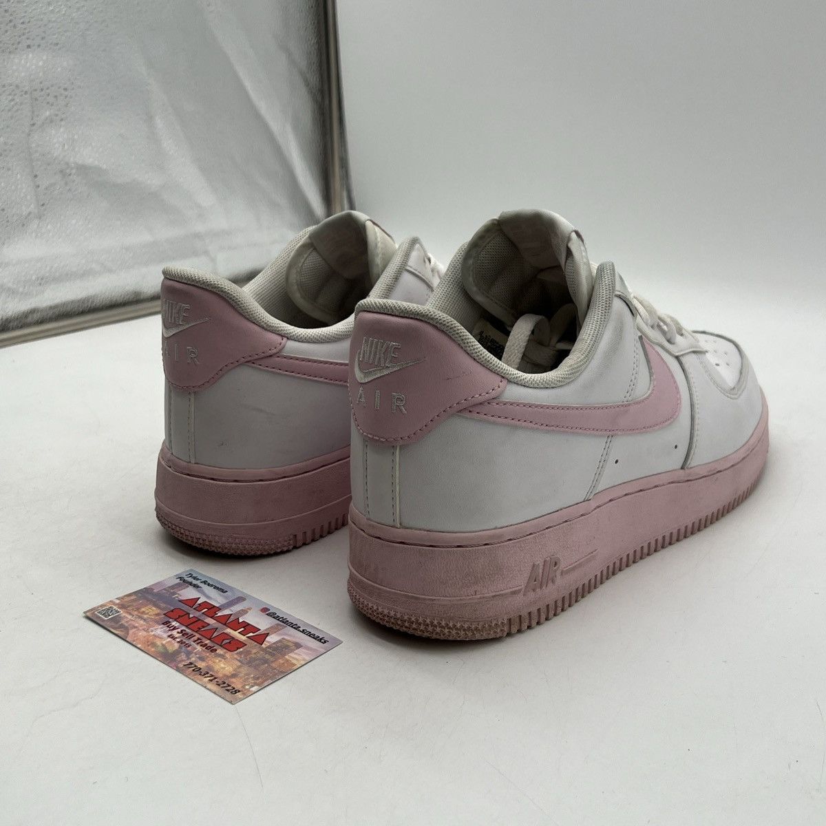 Nike Air Force 1 low white pink sole Size US 9 / EU 42 - 5 Thumbnail
