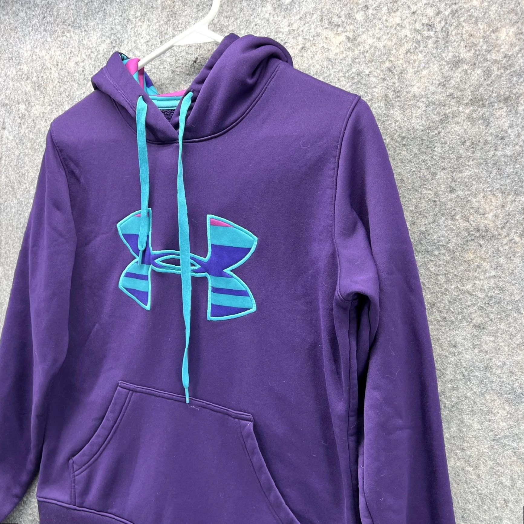Under Armour VINTAGE? No. Under Armour Sweater Women Small Purple Hooded UA Storm Sweatshirt Knit Shirt Mens Womens? Size S / US 4 / IT 40 - 4 Thumbnail