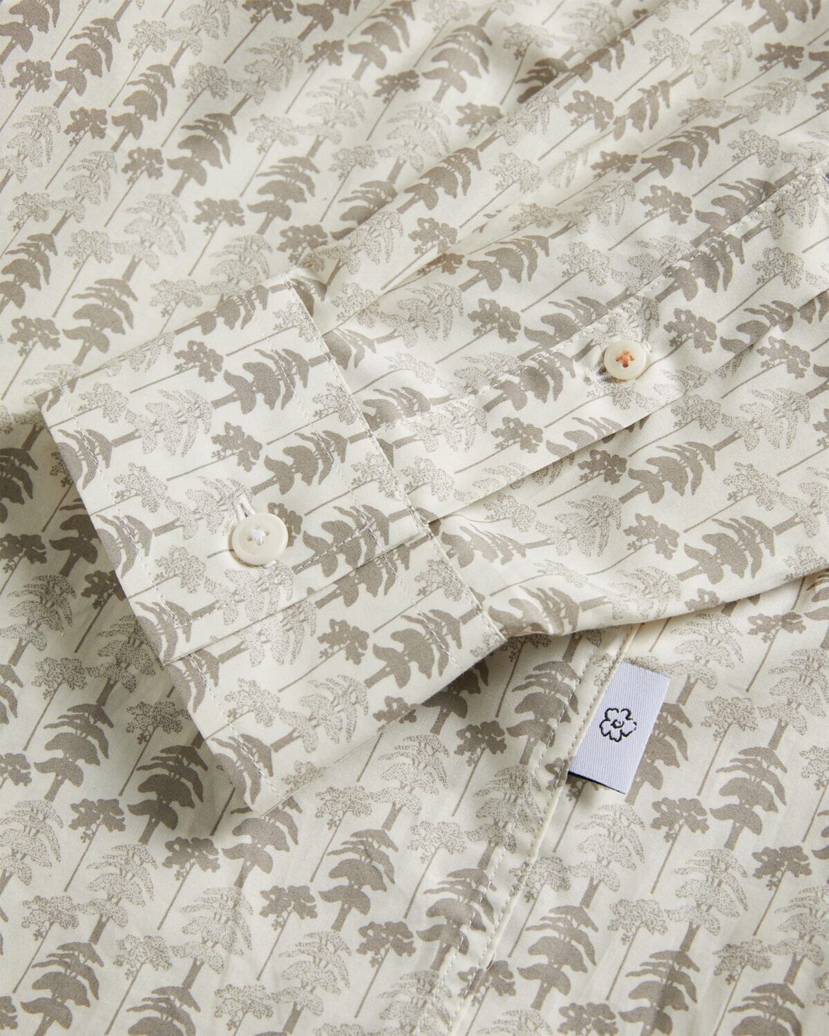 Ted Baker Ted Baker London Temple Tree Print Button Shirt ( 5 ) Size US XL / EU 56 / 4 - 3 Thumbnail