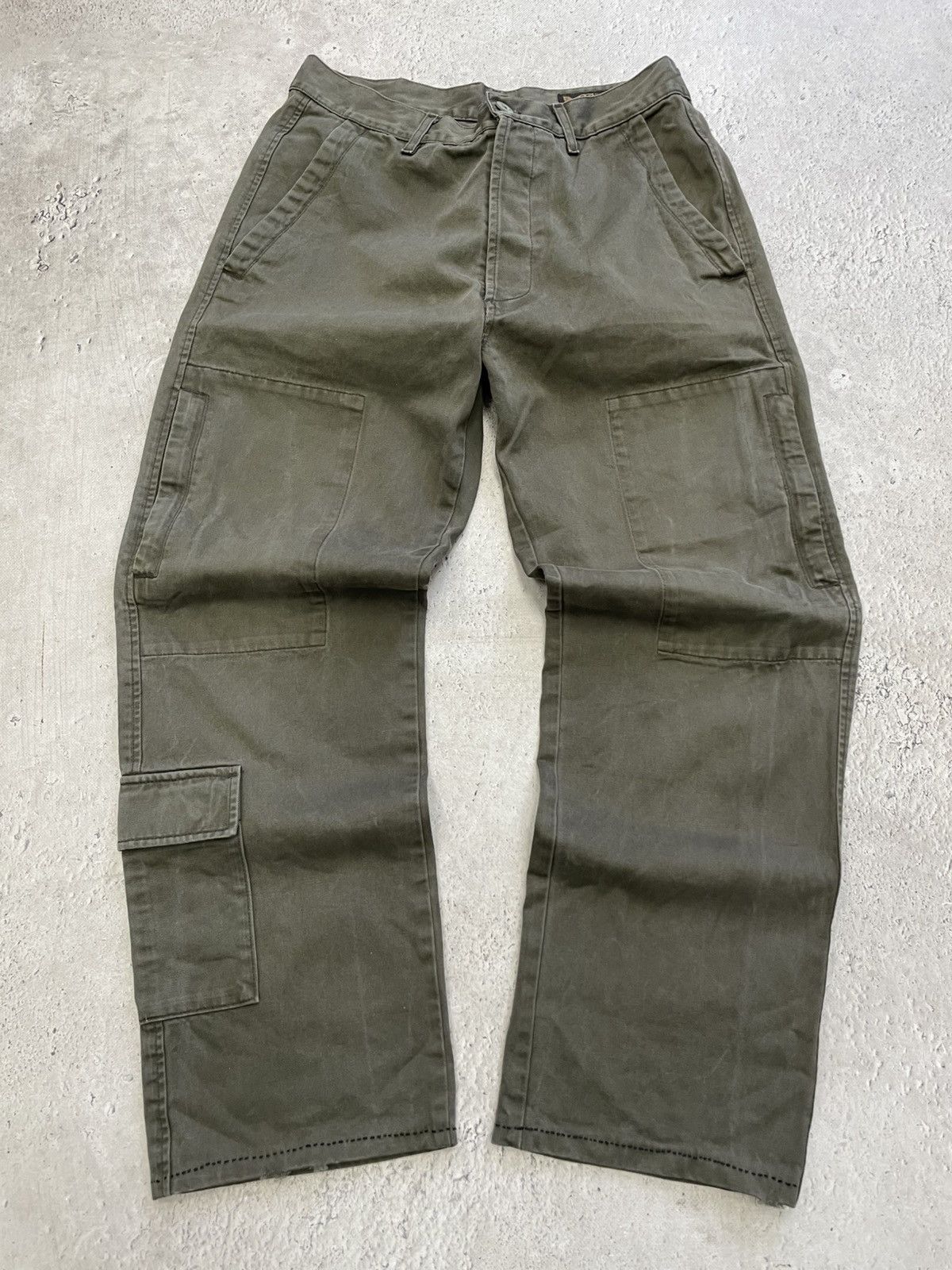 semanticdesign Rare woashed distressed camo pants if siz was nine y2k Size US 33 - 1 Thumbnail