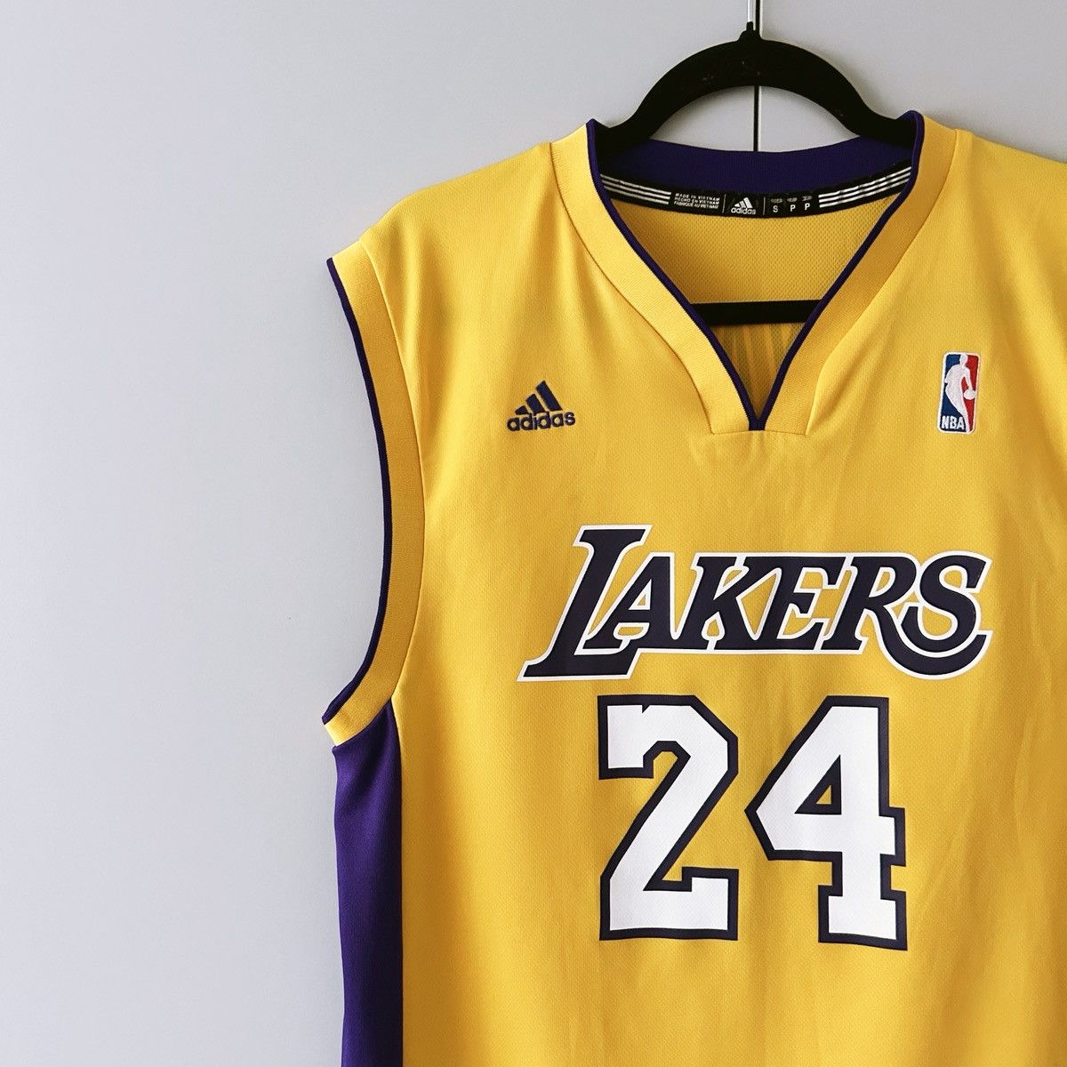 Adidas Kobe Bryant #24 Los Angeles Lakers adidas Size US S / EU 44-46 / 1 - 2 Thumbnail