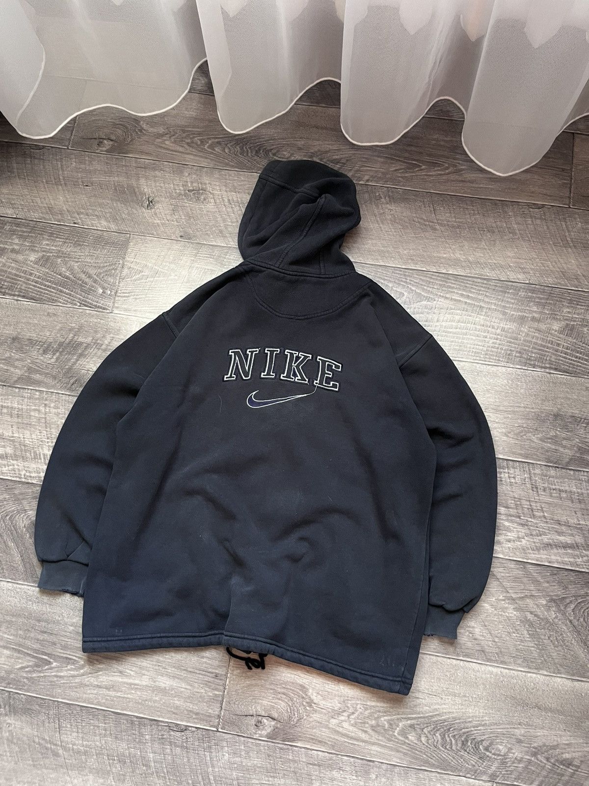 Nike Vintage Nike Sweatshirt Big Logo Swoosh Rare Distressed Size US M / EU 48-50 / 2 - 3 Thumbnail