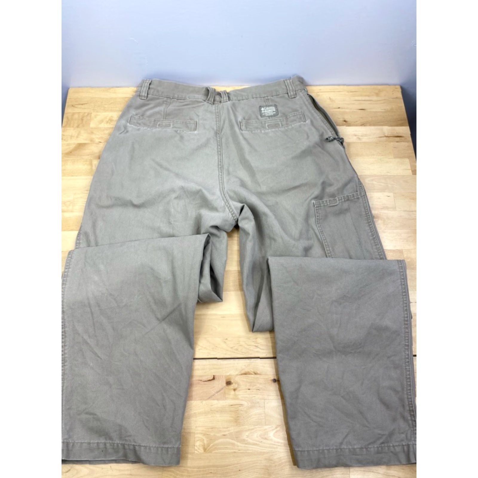 Vintage Columbia Hiking Pants Men 34 Beige Regular Inseam 31 Outdoor Outdoor 90s? (No, must only original words) Size US 34 / EU 50 - 4 Thumbnail