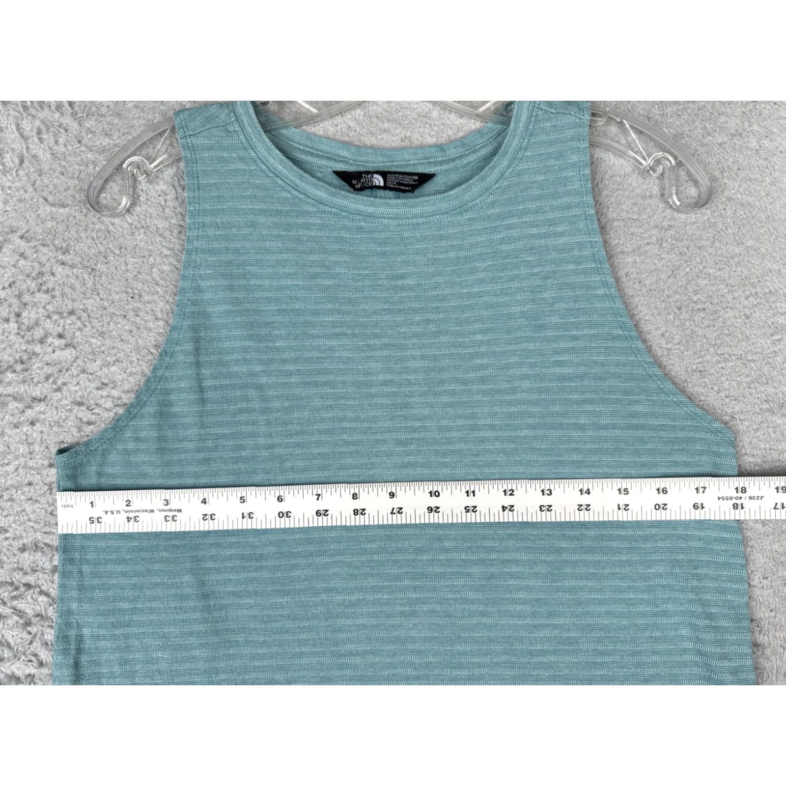 The North Face The North Face Shirt Women M Blue Tank Sleeveless Crew Poly Jersey Basic Lightweight Casual Gym Hike 90s Outdoors Mens? Size M / US 6-8 / IT 42-44 - 7 Thumbnail