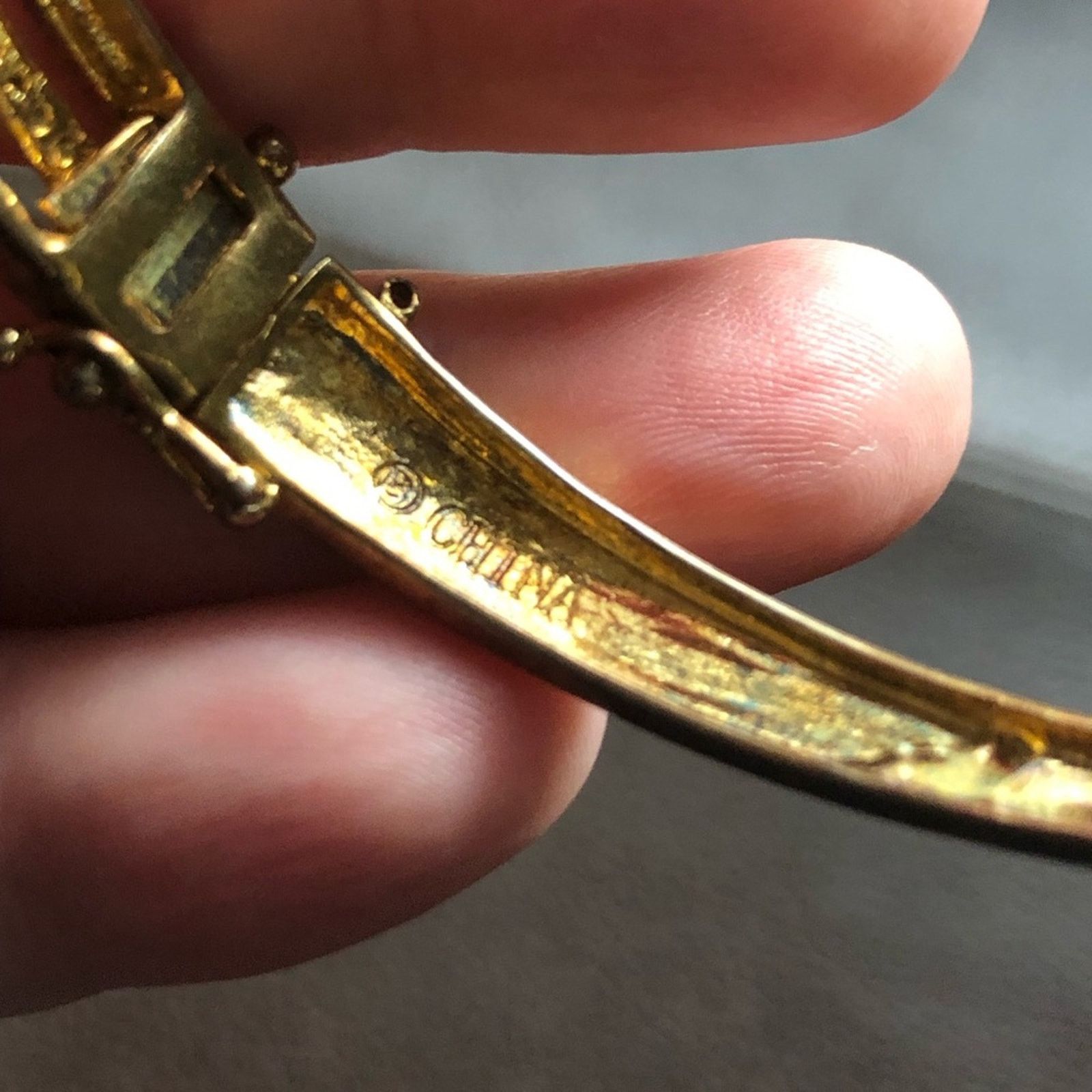 Vintage Vintage rough crystal gold plated hinged bangle bracelet Size ONE SIZE - 10 Thumbnail
