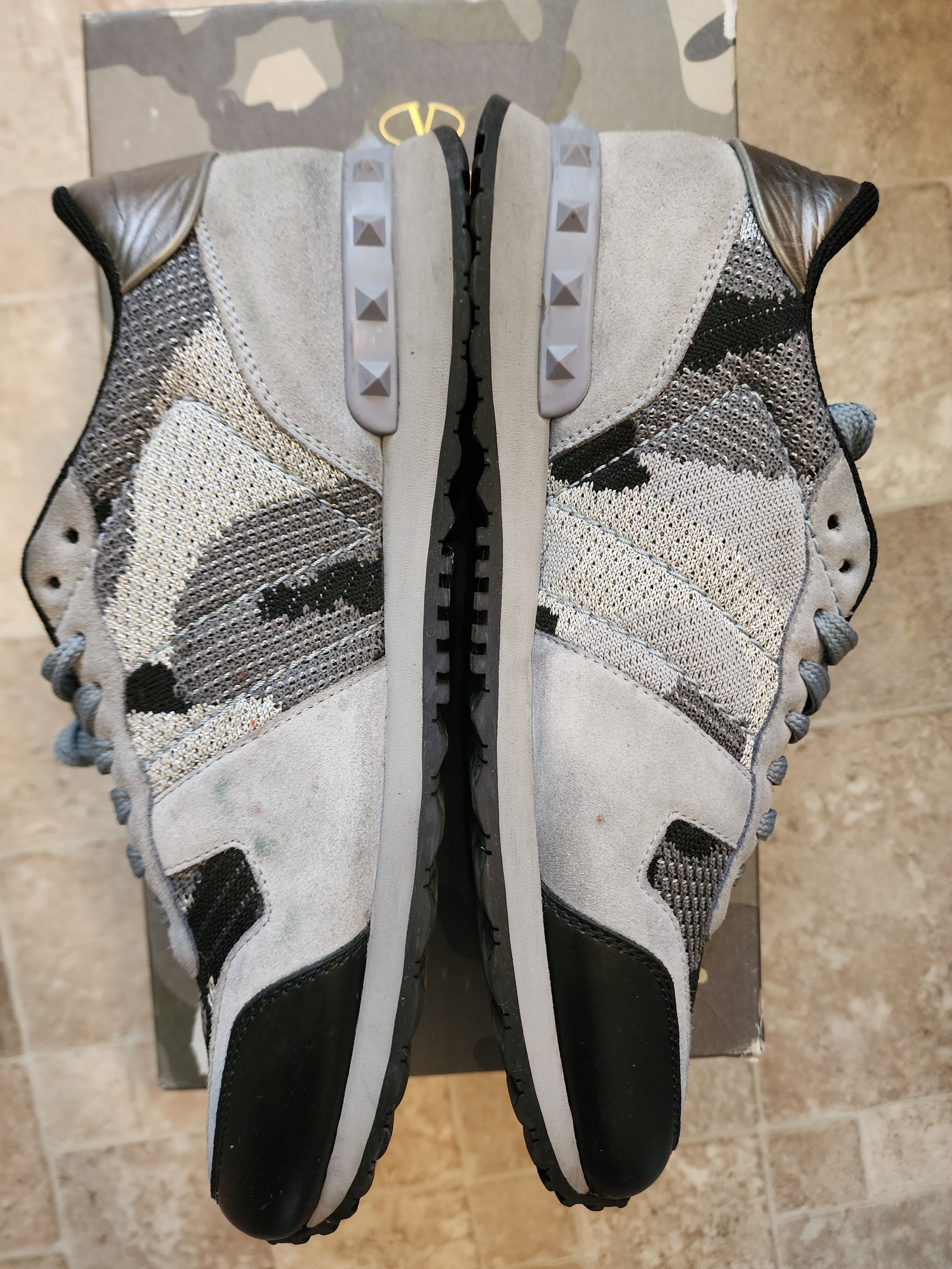 Valentino VALENTINO ROCKRUNNER SNEAKERS SIZE 42 Size US 9 / EU 42 - 8 Thumbnail