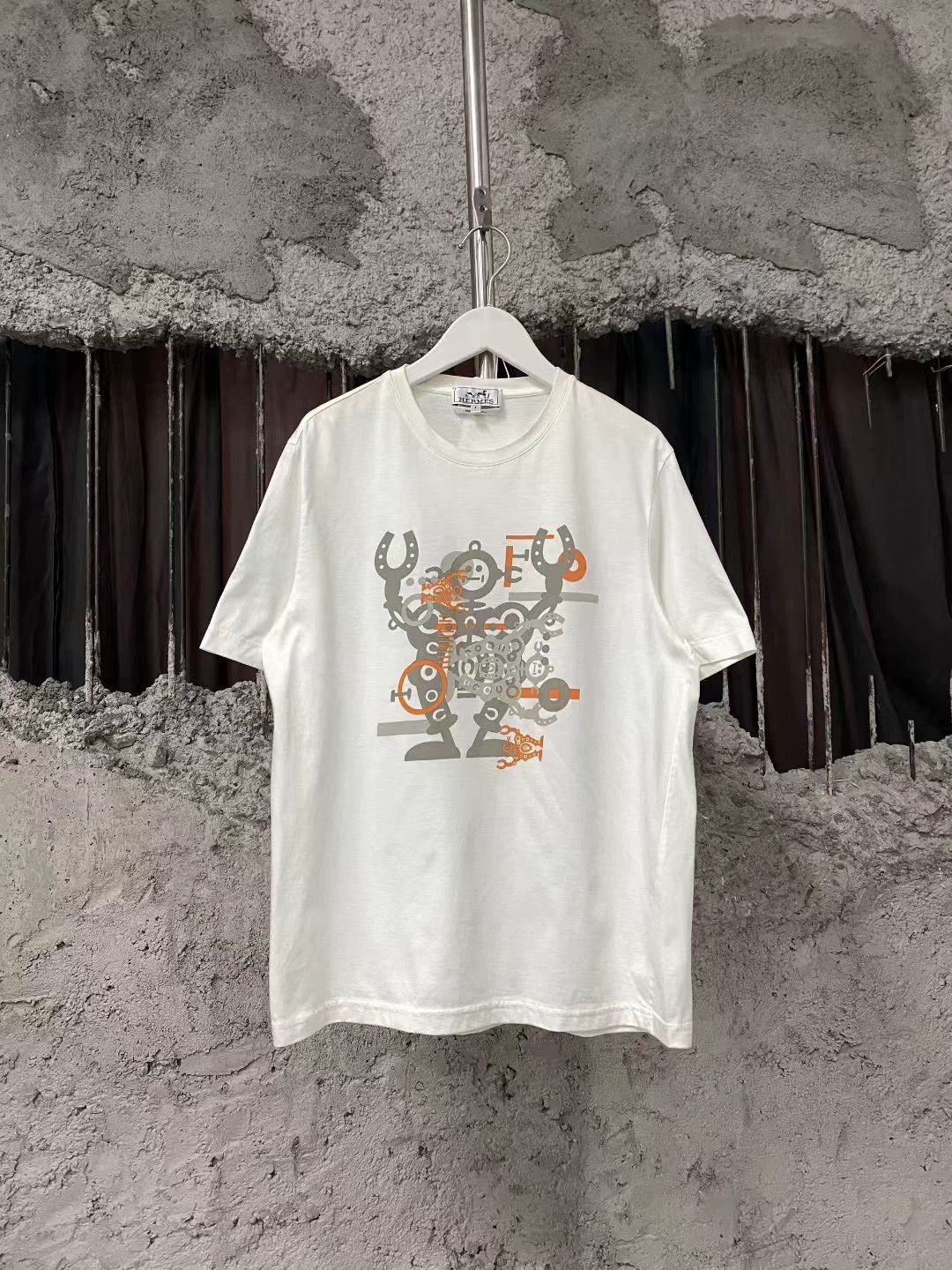 Hermes Hermes Robot Graphic Short Sleeve Tee - dmc Size US S / EU 44-46 / 1 - 1 Thumbnail