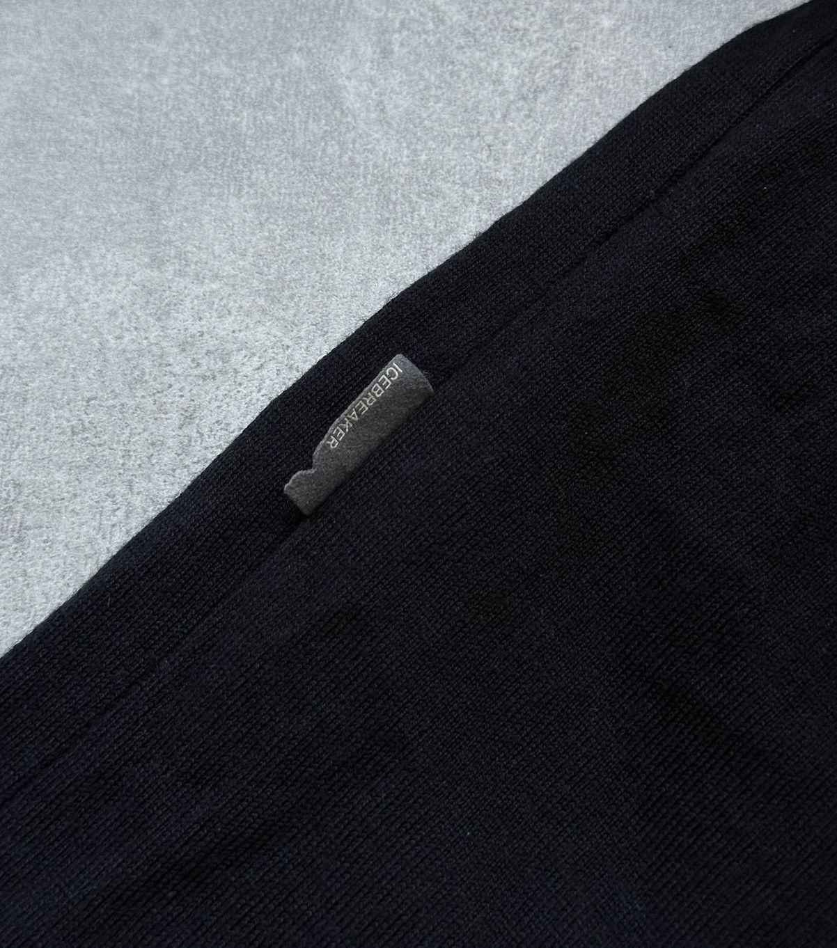Icebreaker Icebreaker 260 Merino Wool Bodyfit Mens M Long Sleeve Size US M / EU 48-50 / 2 - 7 Thumbnail