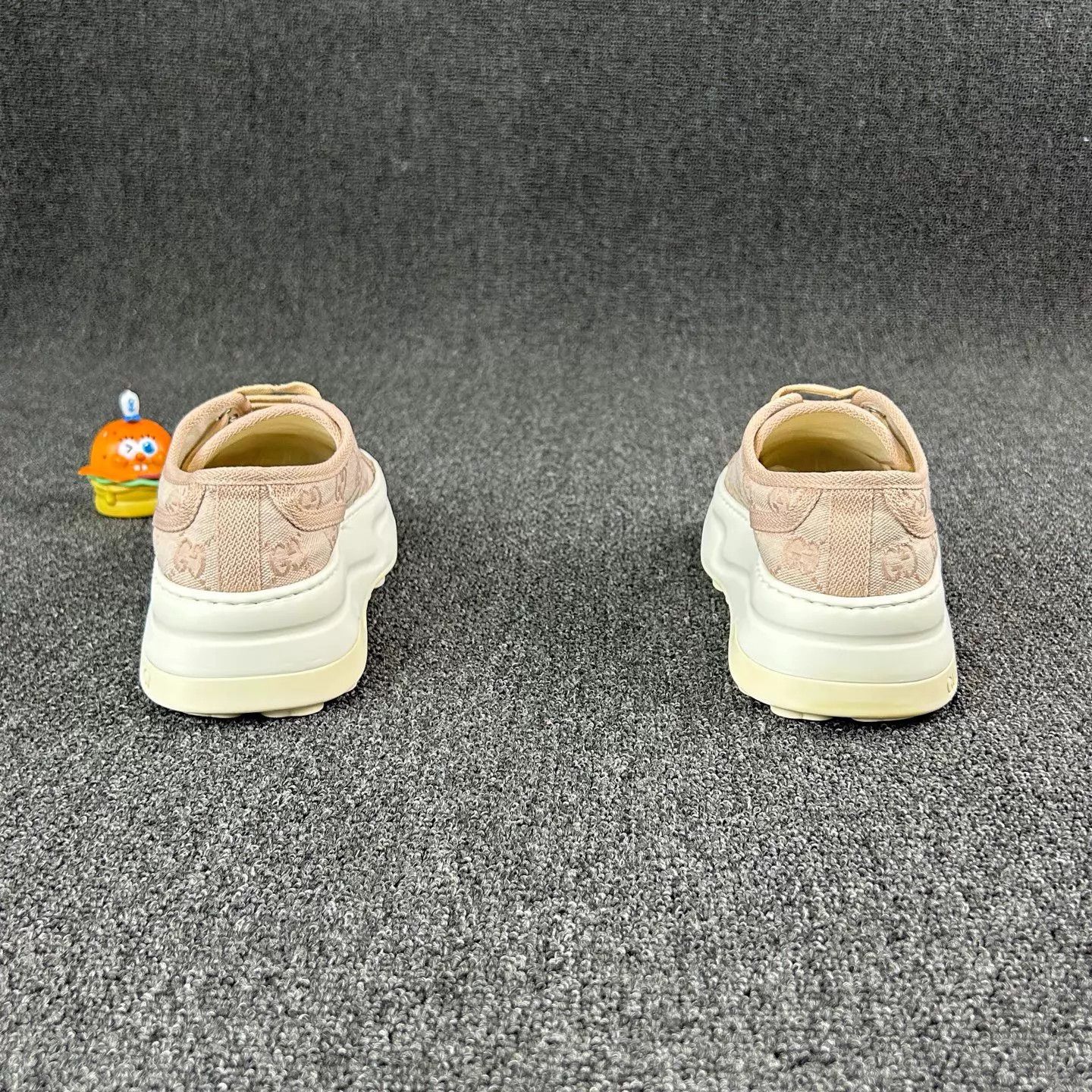 Gucci Gucci Women's Pink GG Monogram Sneaker 37 Size US 6.5 / IT 36.5 - 5 Thumbnail