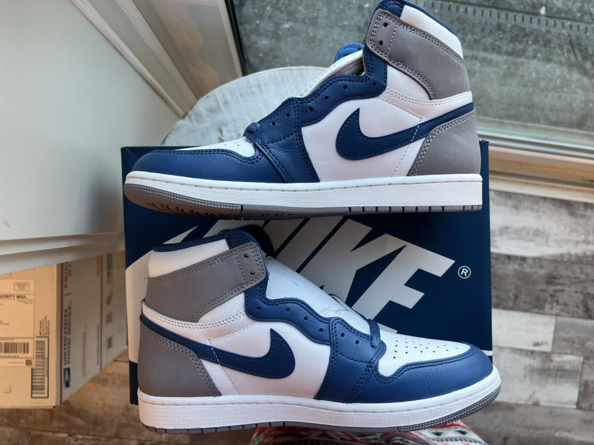 Jordan Brand × Nike Nike Air Jordan 1 High Retro OG True Blue Sz 9.5 DZ5485-410 Size US 9.5 / EU 42-43 - 6 Thumbnail
