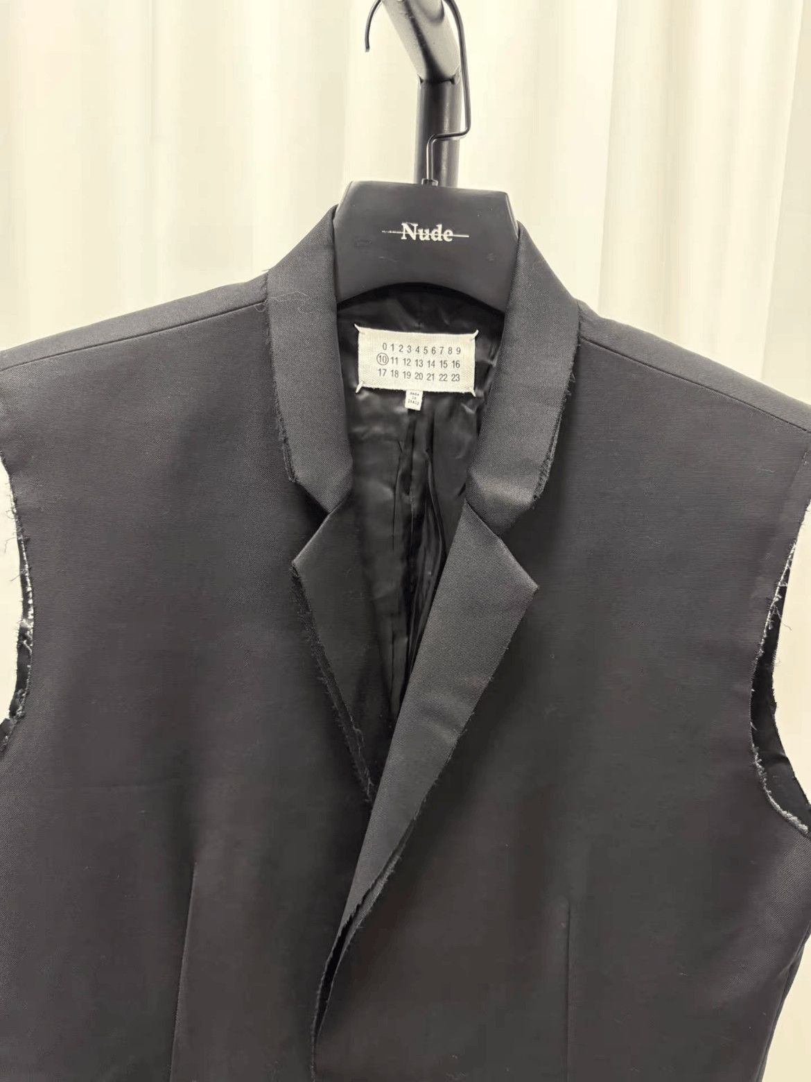 Maison Margiela Sz 48 Maison Margiela Distressed Vest-2507 Size US M / EU 48-50 / 2 - 1 Thumbnail