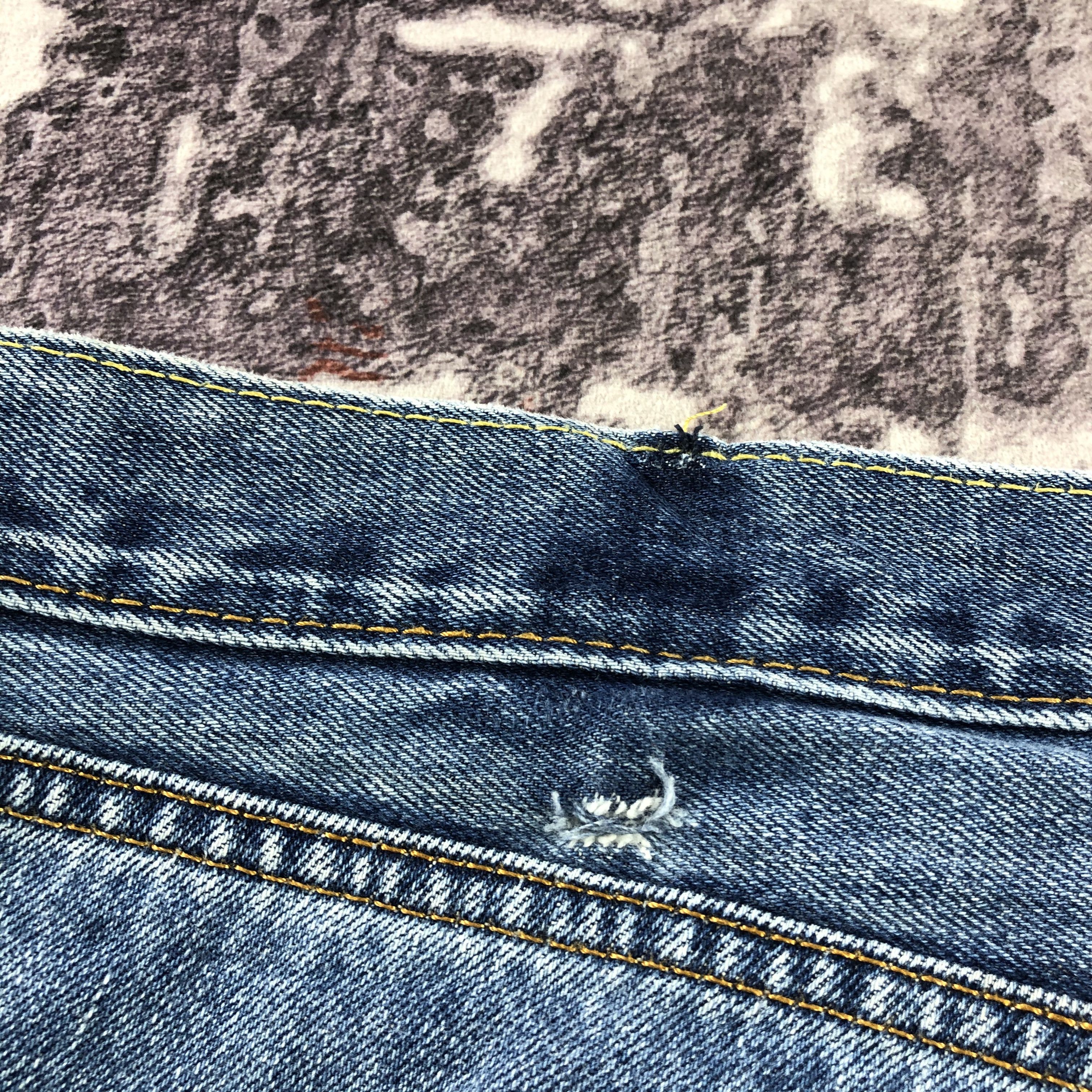 Levi's × Vintage Vintage Blue Wash Levis 505 Jeans-JM2985 Size US 39 - 8 Thumbnail
