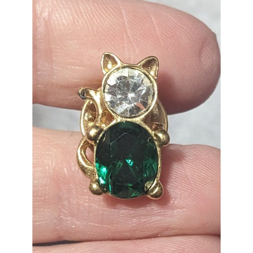 Other Vintage Green And Gold Tone Gemmed Cat Lapel Pin Size ONE SIZE - 2 Thumbnail