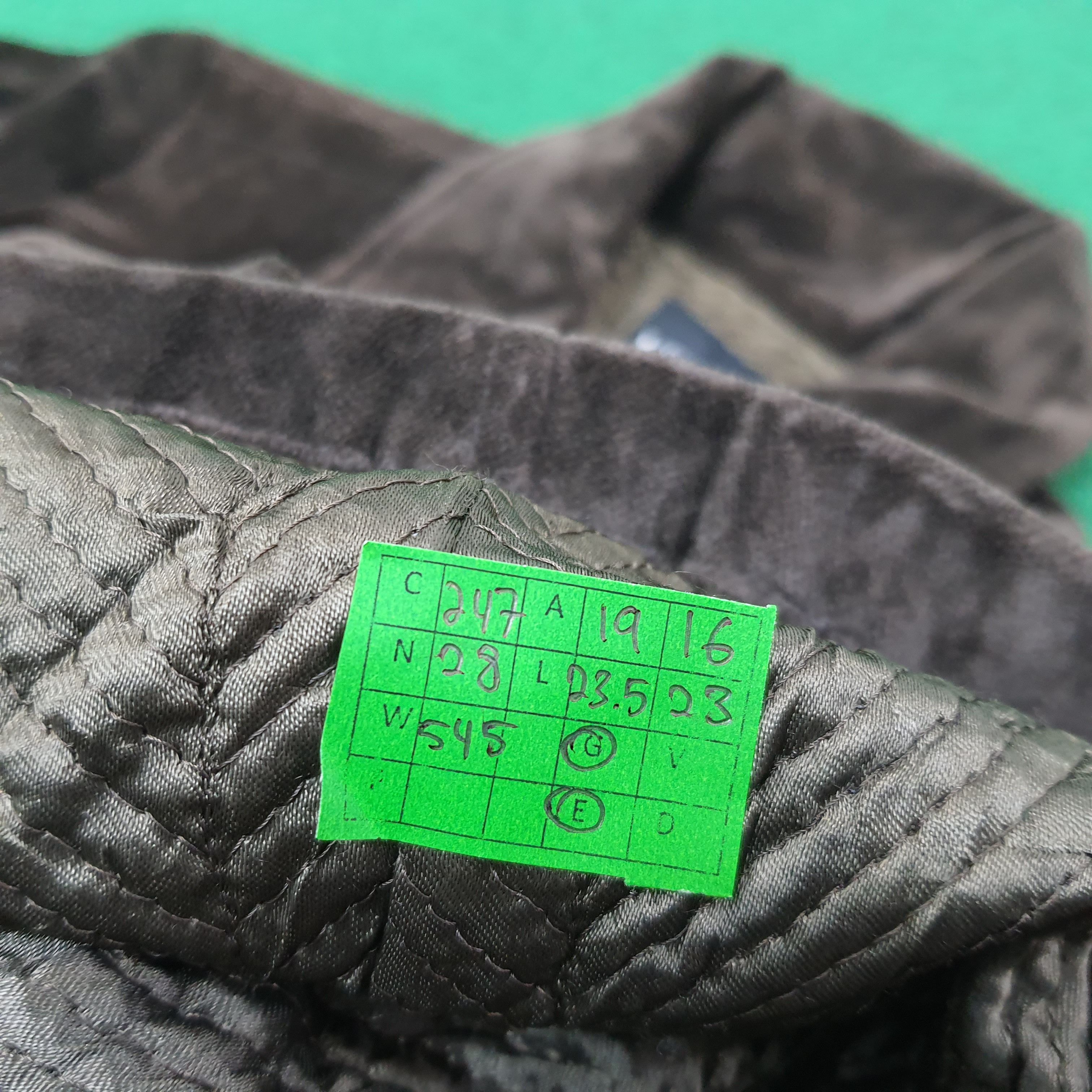 Versace Jeans Couture Vintage Versace Jeans Couture Velvet Jacket C247N28 Size US S / EU 44-46 / 1 - 11 Thumbnail