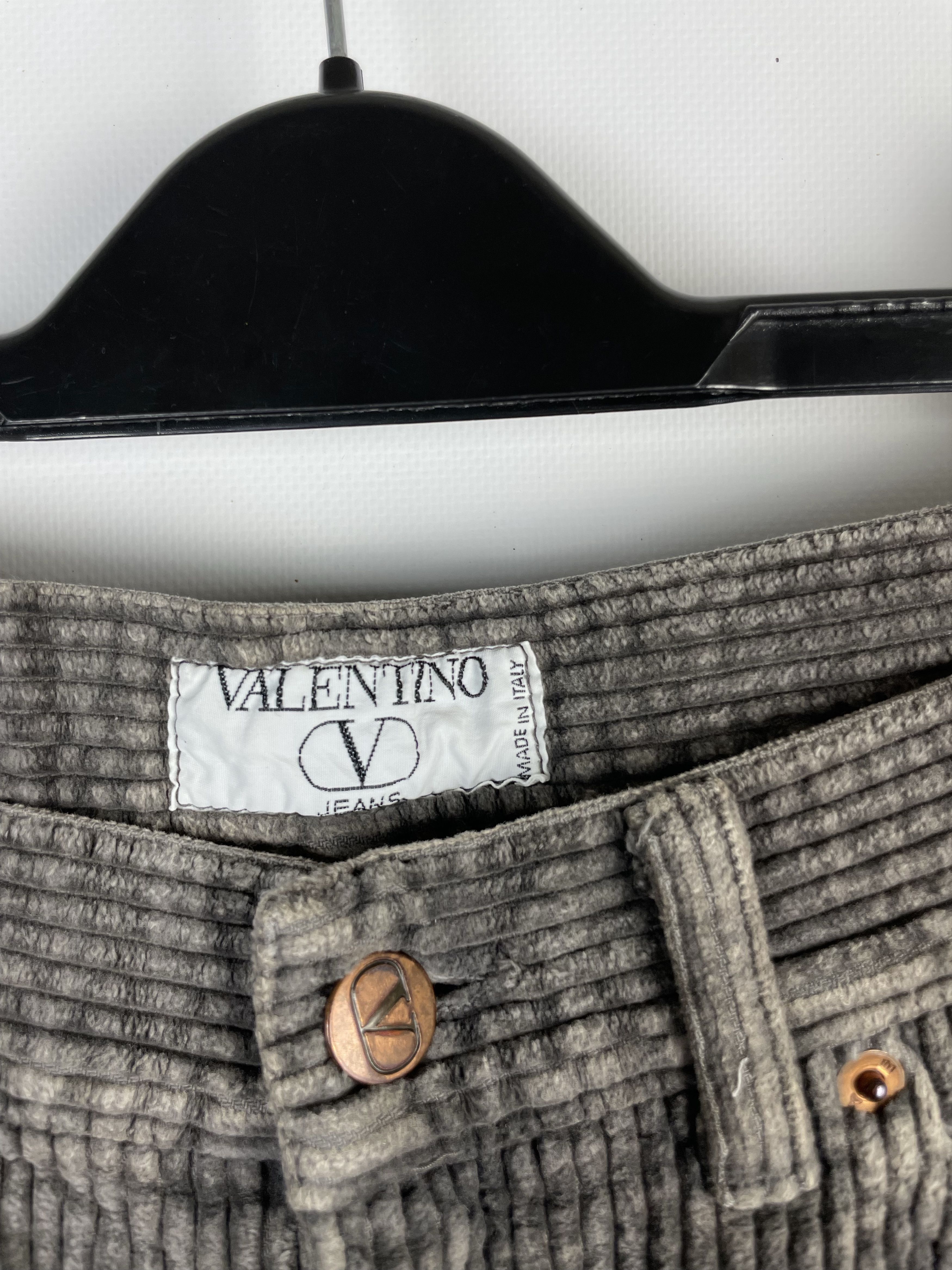 Valentino Vintage Valentino Corduroy Pants Size US 34 / EU 50 - 11 Thumbnail