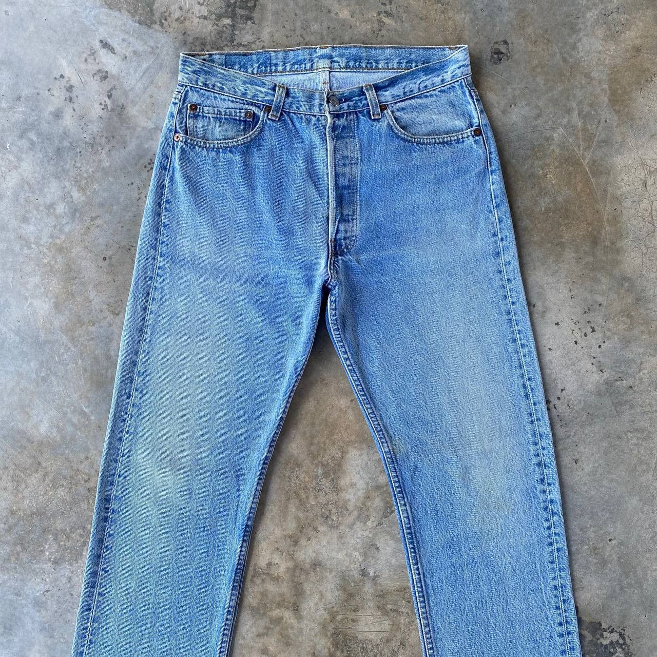 Levi's Vintage Clothing VINTAGE 80S LEVIS 501 LIGHTWASH FADED W33X30.5" Size US 33 - 3 Thumbnail