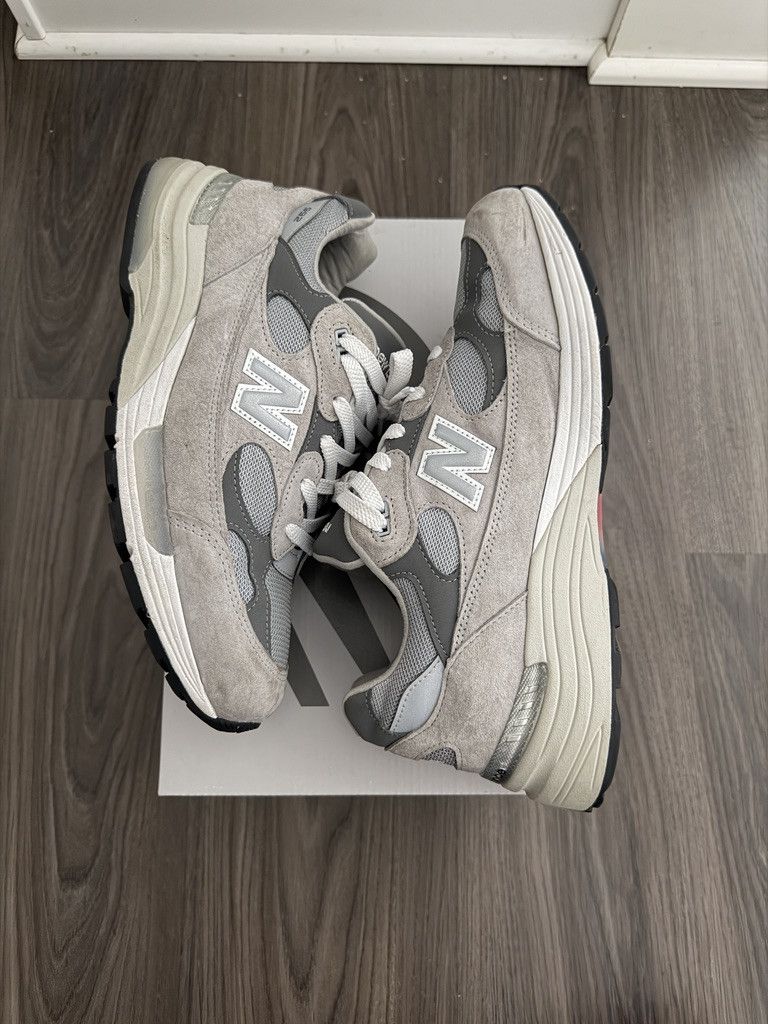 New Balance New Balance Made in USA 992 Core Grey Size US 10 / EU 43 - 3 Thumbnail
