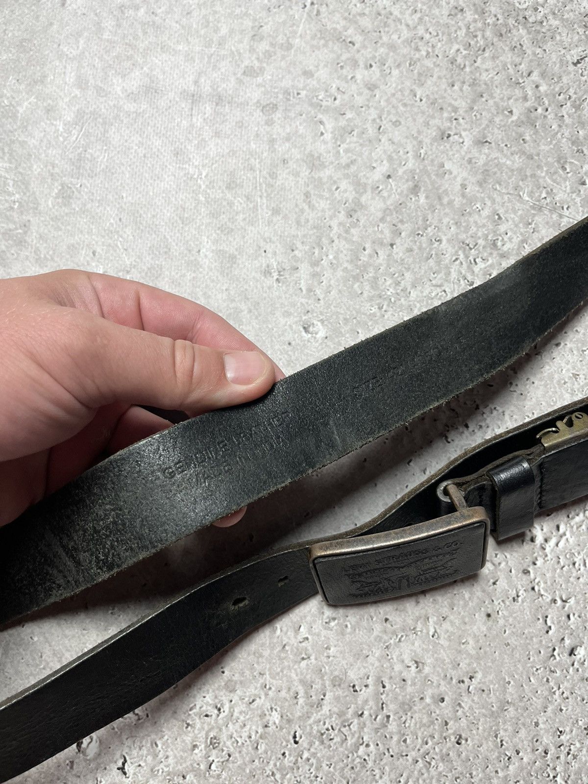 Levi's × Vintage Levis vintage metallic buckle leather tear belt big logo Size ONE SIZE - 6 Thumbnail
