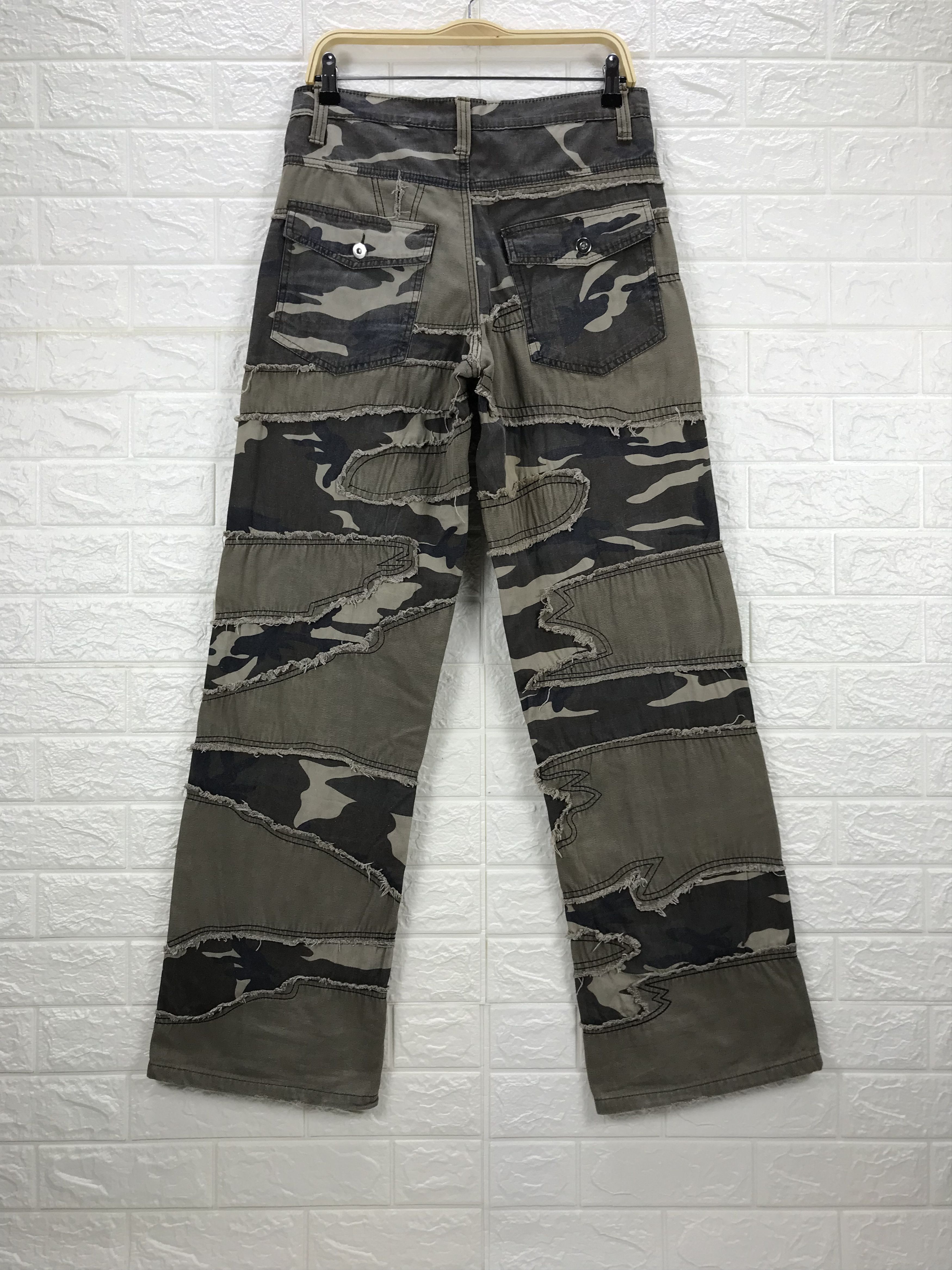 Japanese Brand Vintage Camo Hybrid Rebuilt Design Wide Leg Baggy Pants Size US 32 / EU 48 - 5 Thumbnail