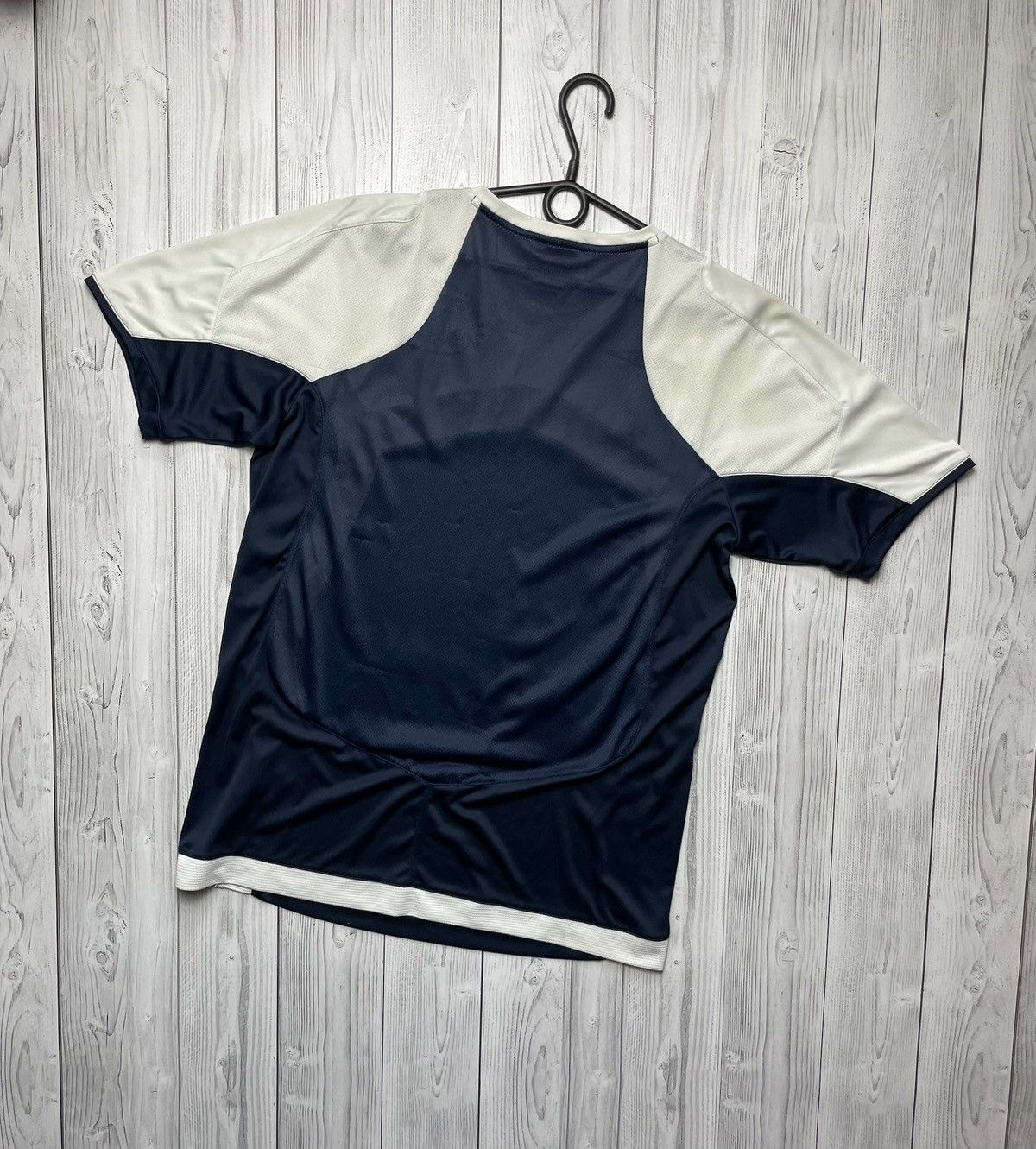 Umbro × Vintage Vintage Umbro Sunderland soccer jersey size M navy Size US M / EU 48-50 / 2 - 6 Thumbnail