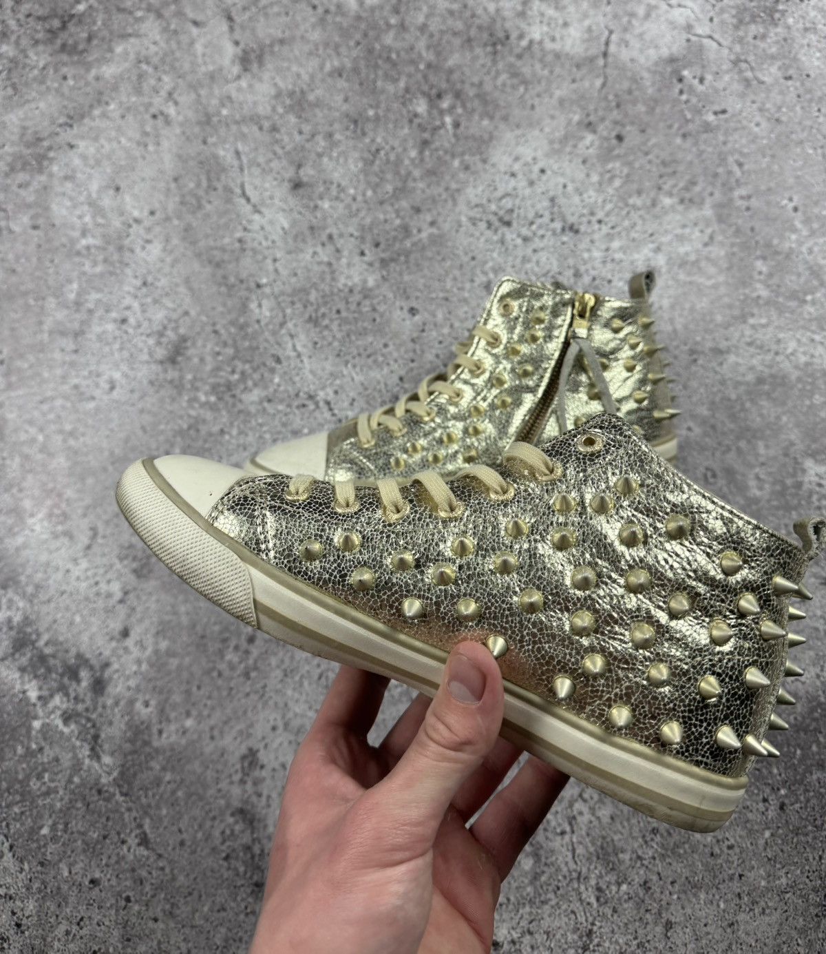 Guess AVANT GARDE GUESS SPIKED STUDED GOLD Y2K SNEAKERS Size US 8 / IT 38 - 8 Thumbnail