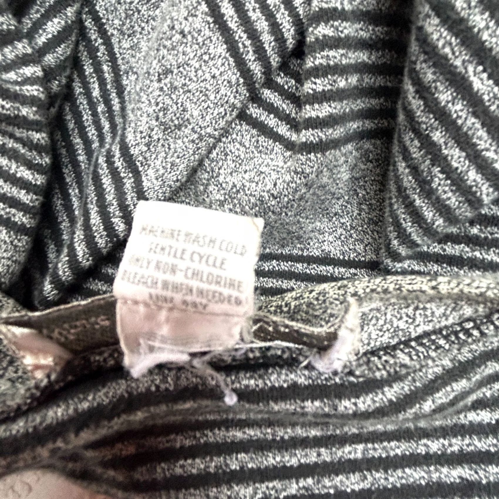 Vintage White Wheeler & Martha Womens Cardigan Sweater Button Front V-Neck Striped Large Gray Cotton Knit Pullover Flat Measurements L Womens Cardigan Size L / US 10 / IT 46 - 4 Thumbnail