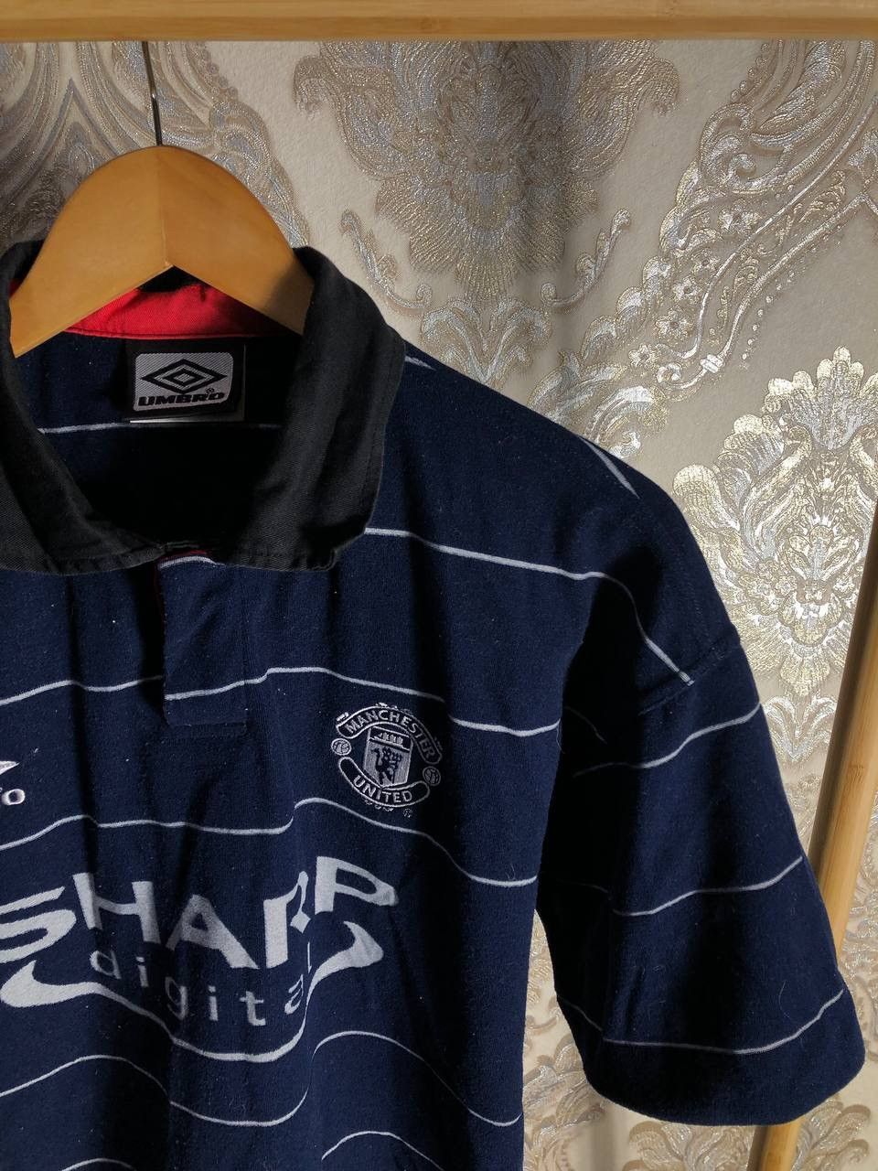 Umbro VINTAGE UMBRO FC MANCHESTER UNITED ENGLAND SOCCER JERSEY 90s Size US M / EU 48-50 / 2 - 2 Thumbnail