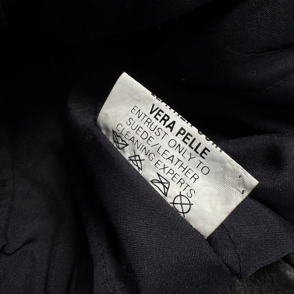Vintage Vintage 90s Faded Distressed Genuine Leather Biker Jacket Size US M / EU 48-50 / 2 - 14 Thumbnail