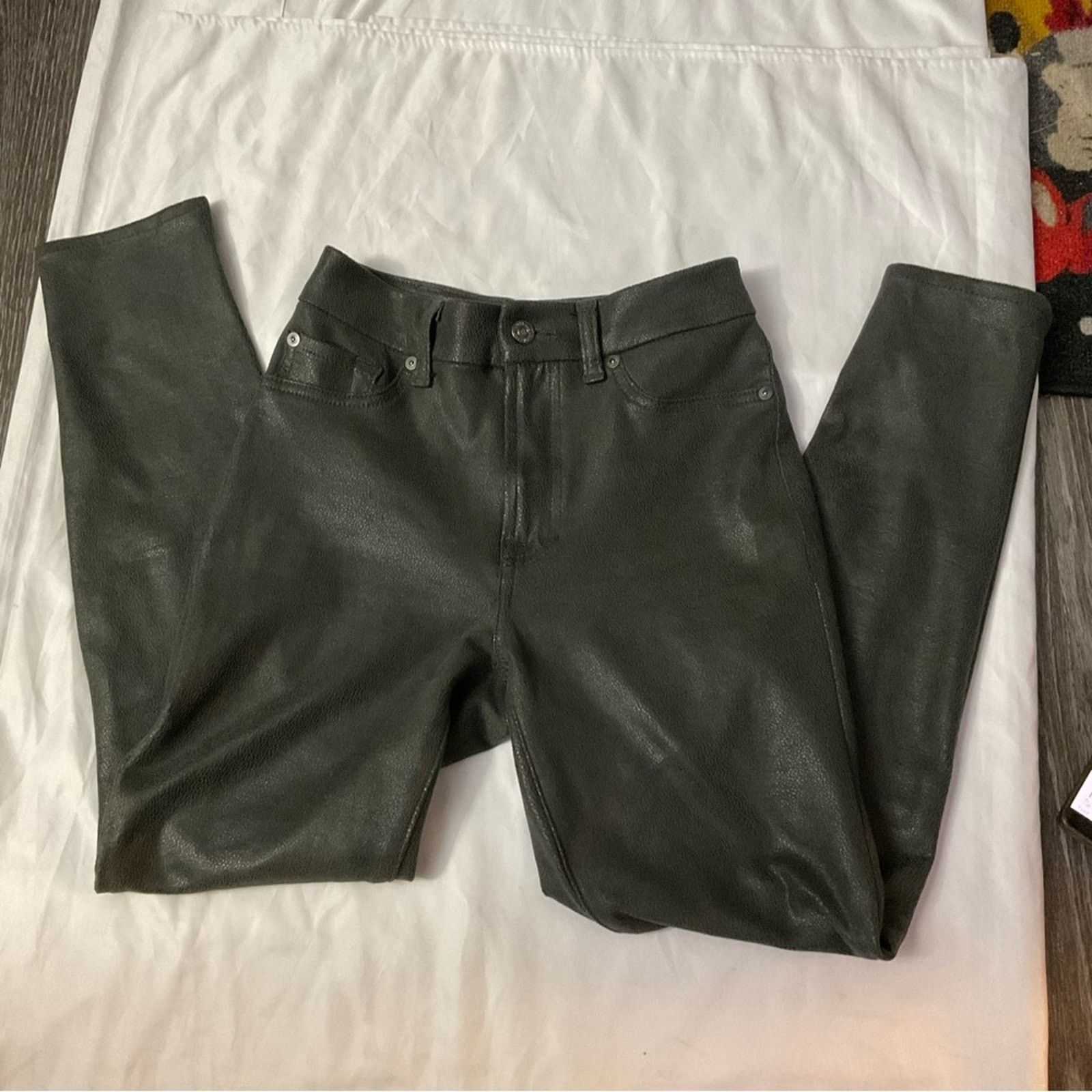 7 For All Mankind 7 For All Mankind Metallic Coated High Rise Skinny Jean 28 Size 28" / US 6 / IT 42 - 1 Thumbnail