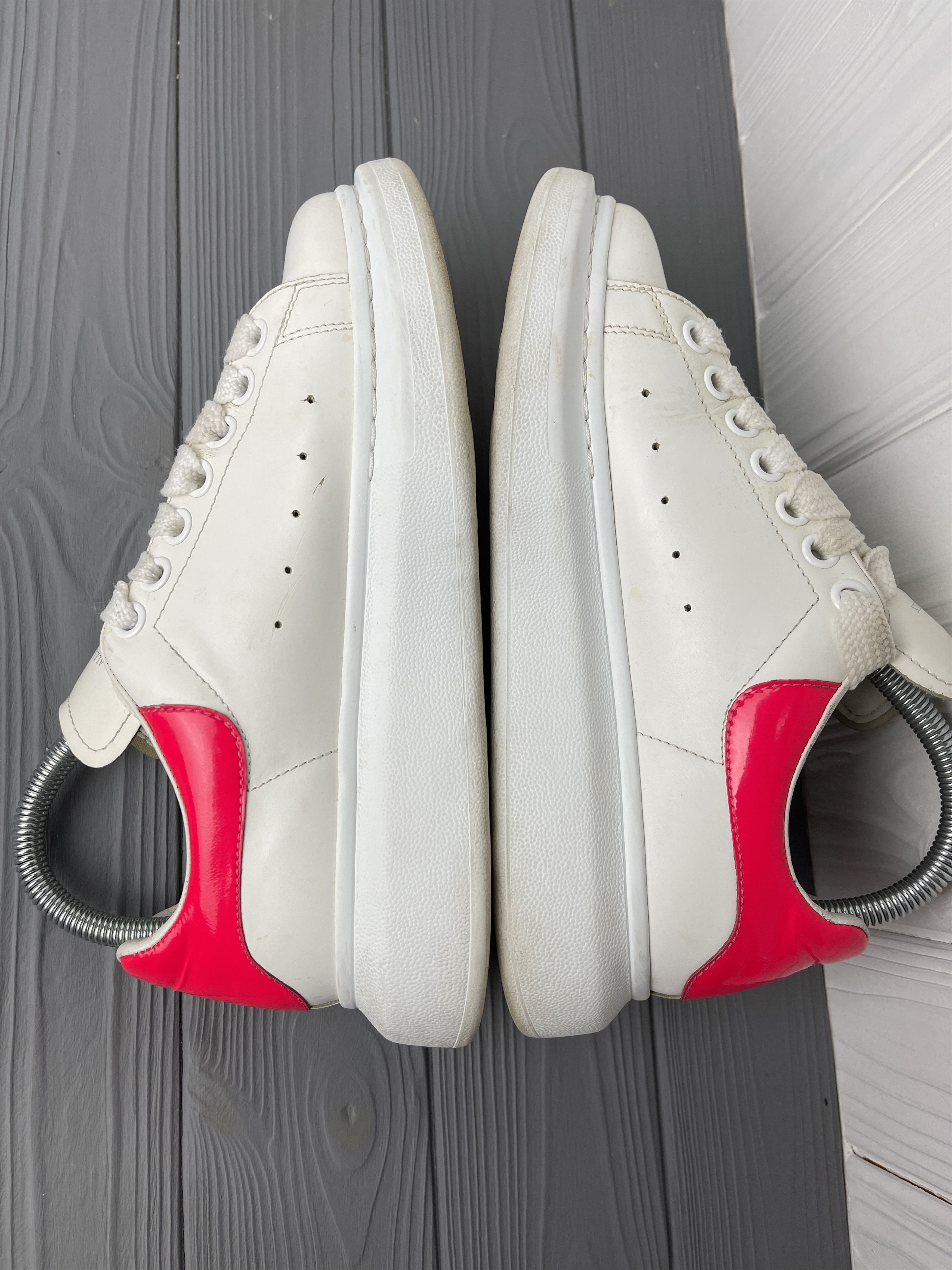Alexander McQueen Alexander McQueen Leather Sneakers Size US 8 / IT 38 - 2 Thumbnail