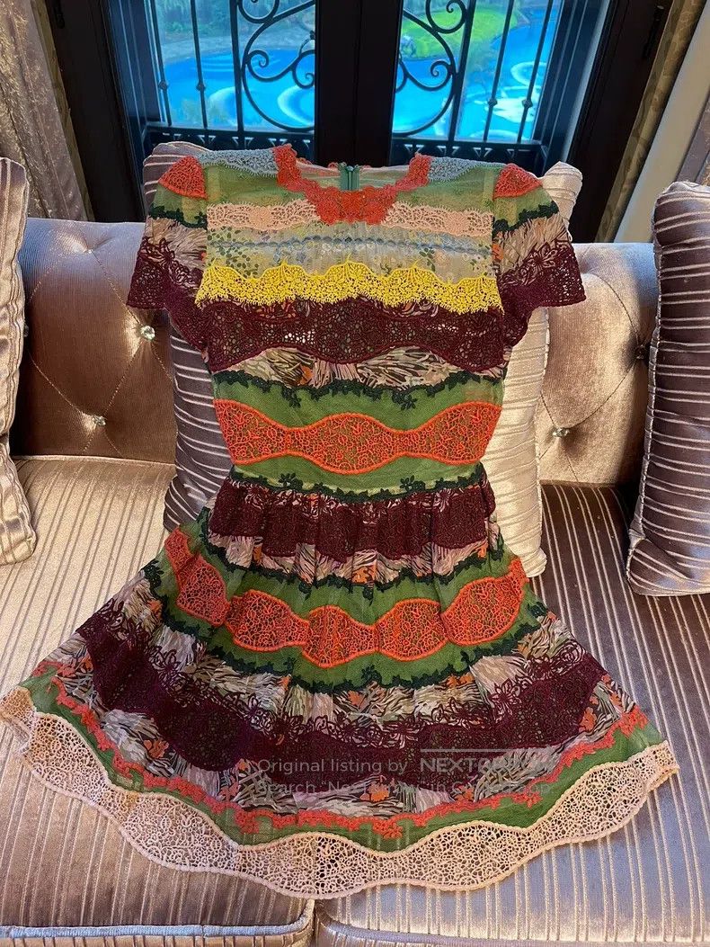 Valentino Valentino Lace dress Size S / US 4 / IT 40 - 1 Thumbnail