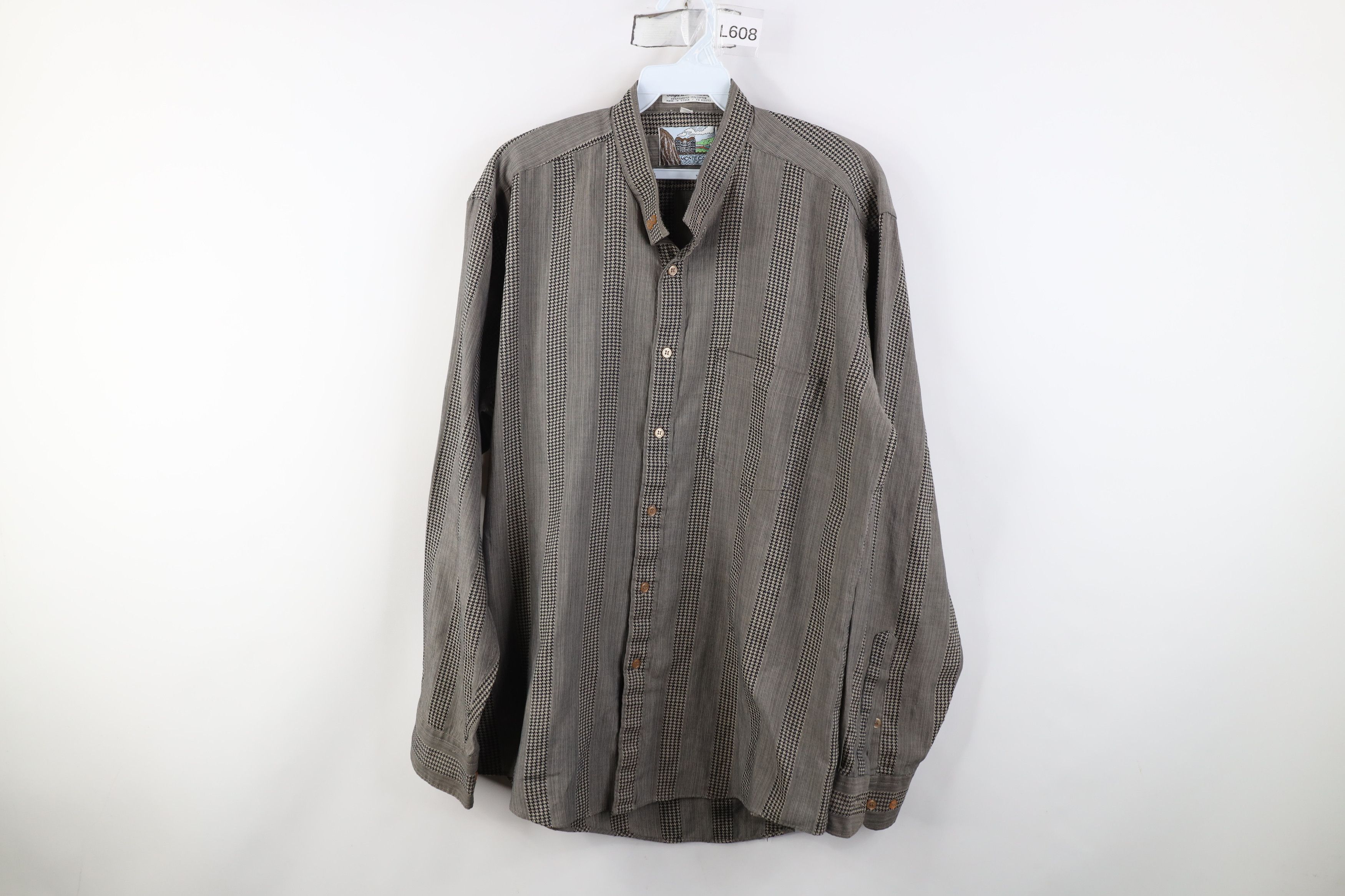 Vintage Vintage 90s Streetwear Houndstooth Band Collar Button Shirt Size US L / EU 52-54 / 3 - 1 Thumbnail