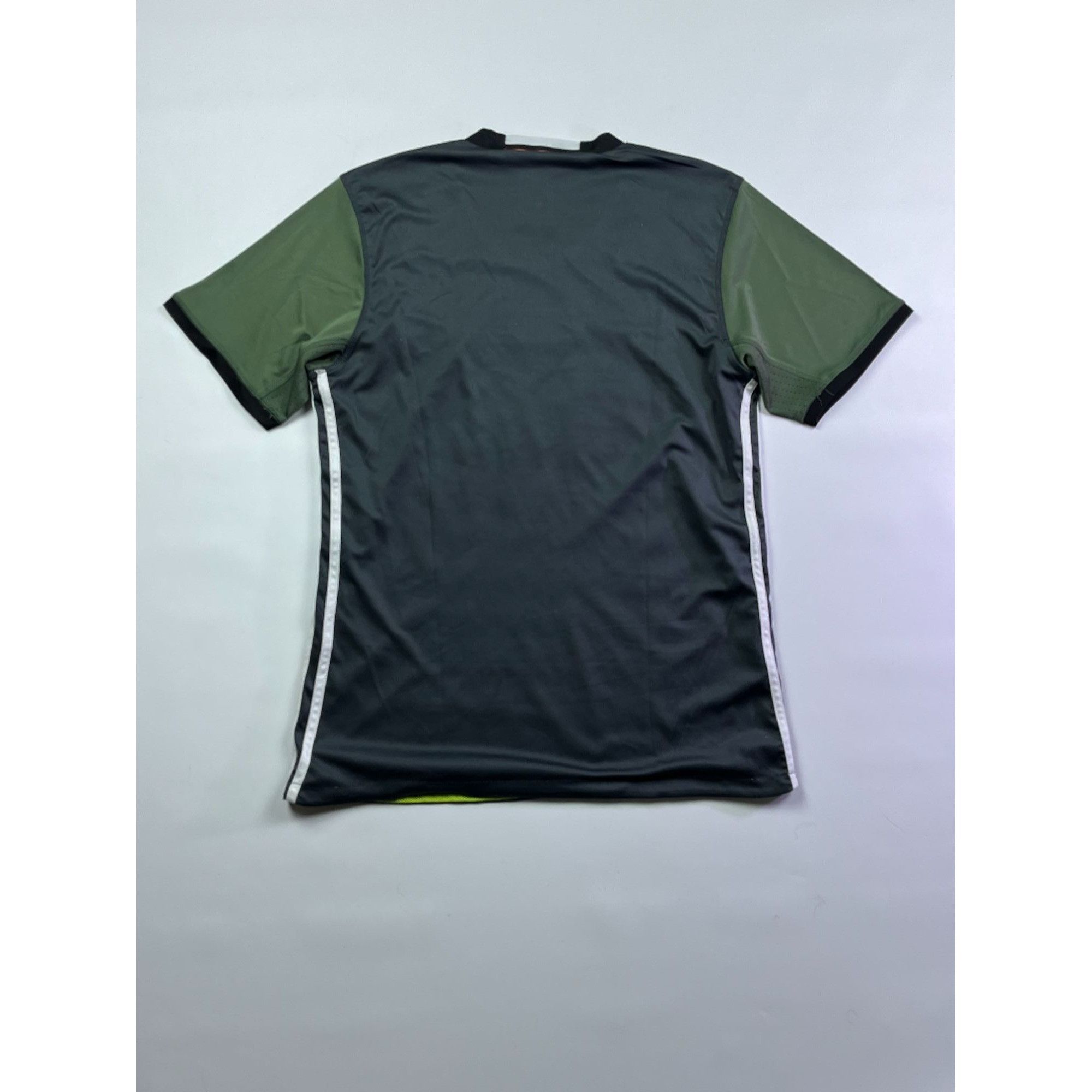 Adidas Adidas Germany 2016 Away Jersey Size US S / EU 44-46 / 1 - 6 Thumbnail