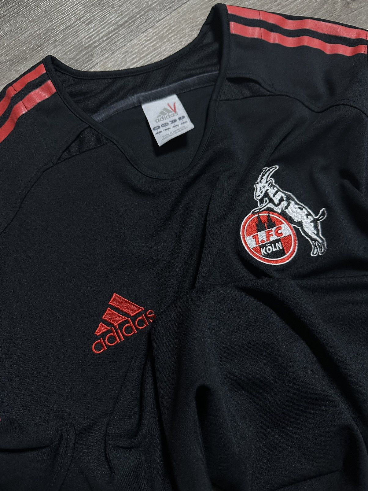 Adidas 🫧 ADIDAS VINTAGE FC KOLN TRAINING SOCCER JERSEY Size US L / EU 52-54 / 3 - 13 Thumbnail