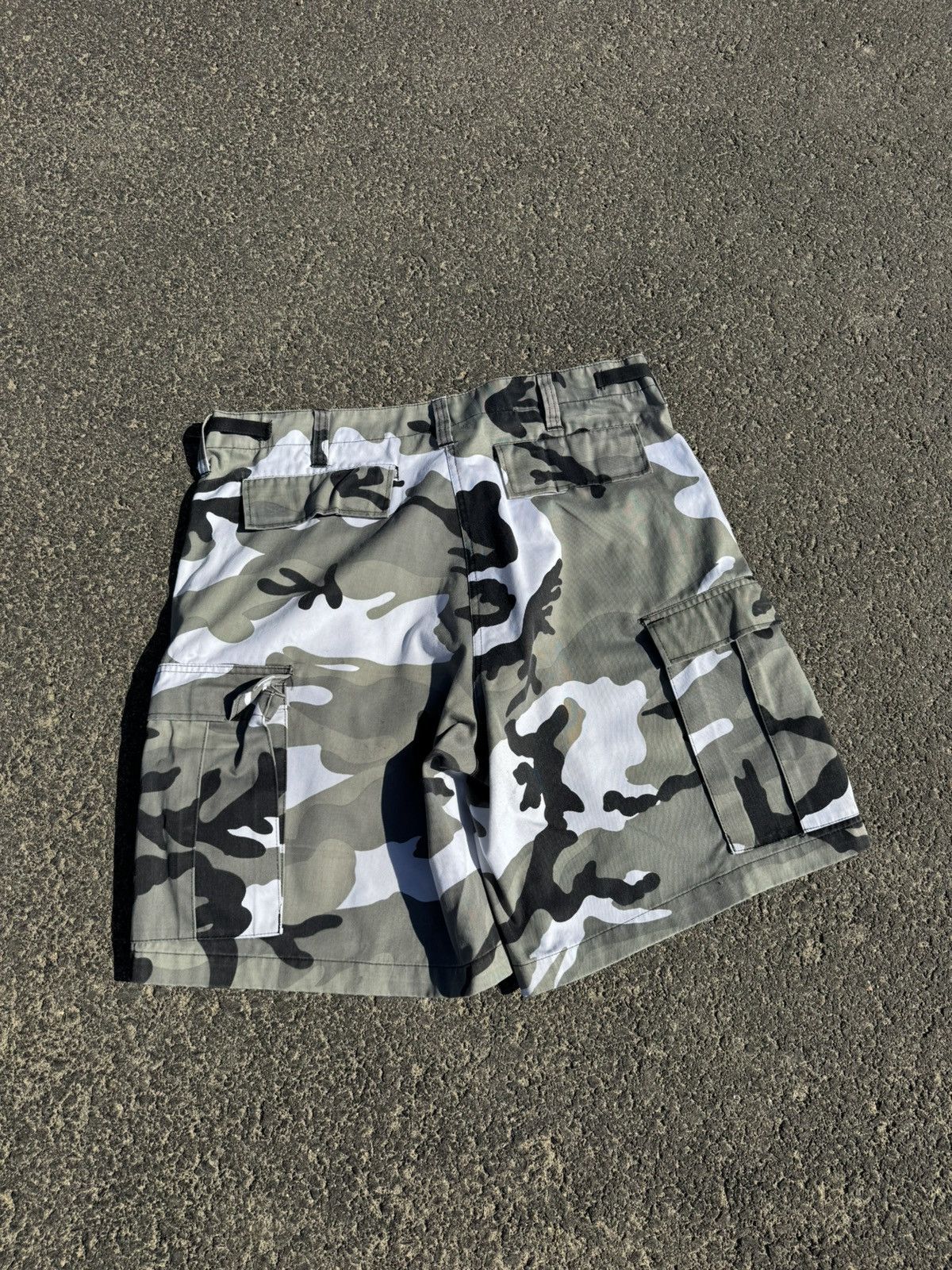 Japanese Brand Japanese Style Camo Jorts Archive avant garde y2k baggy Size US 34 / EU 50 - 9 Thumbnail
