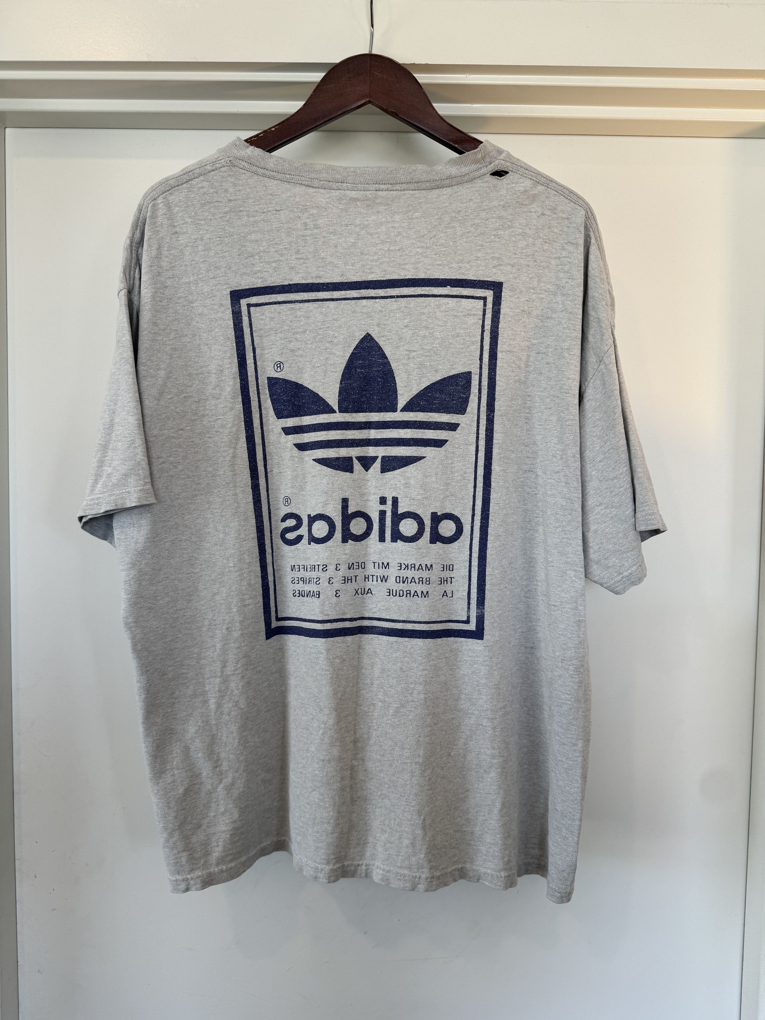 Adidas Rare Vintage Reverse Logo Tee Size US XL / EU 56 / 4 - 1 Thumbnail
