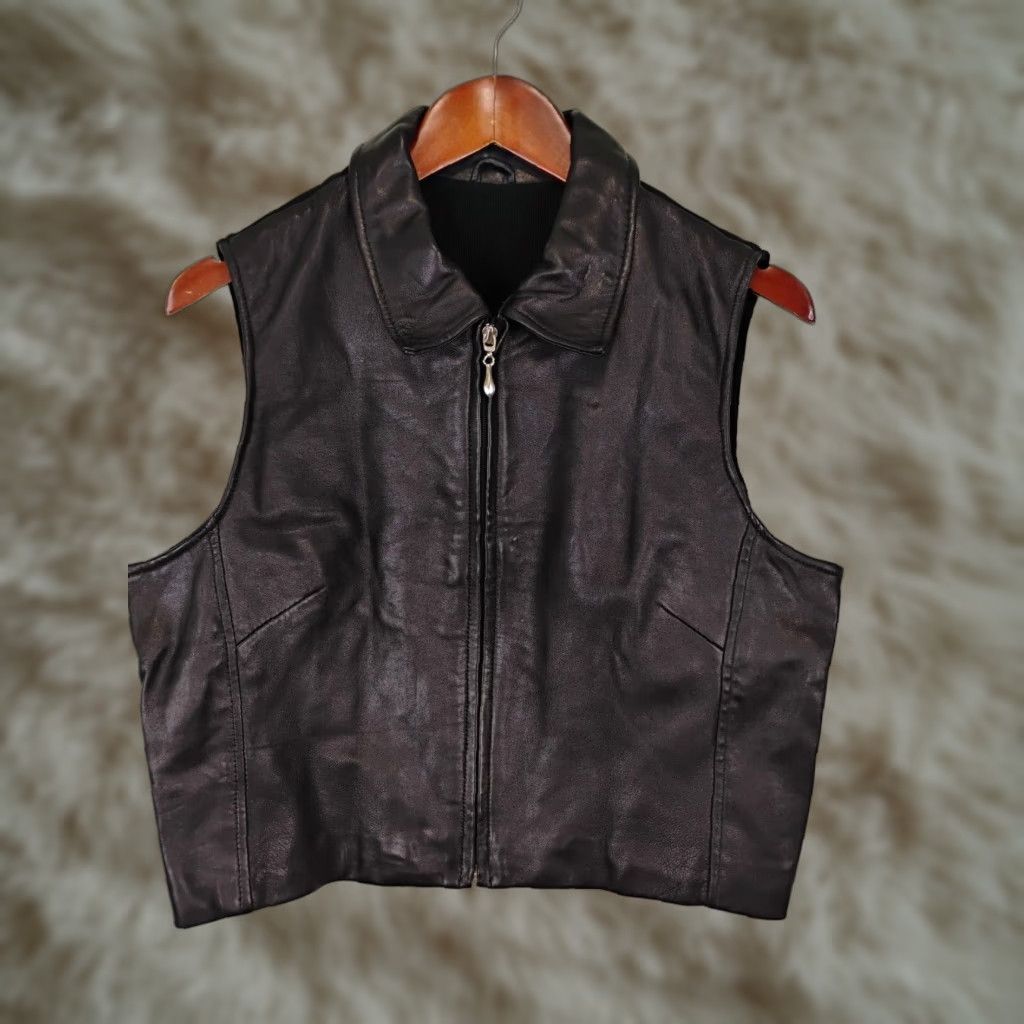 Vintage VINTAGE Sienna Studio Leather Vest Full Zip Lined Stretch Back Womens Regular M Black Biker Vest Ladies Medium Size M / US 6-8 / IT 42-44 - 1 Thumbnail