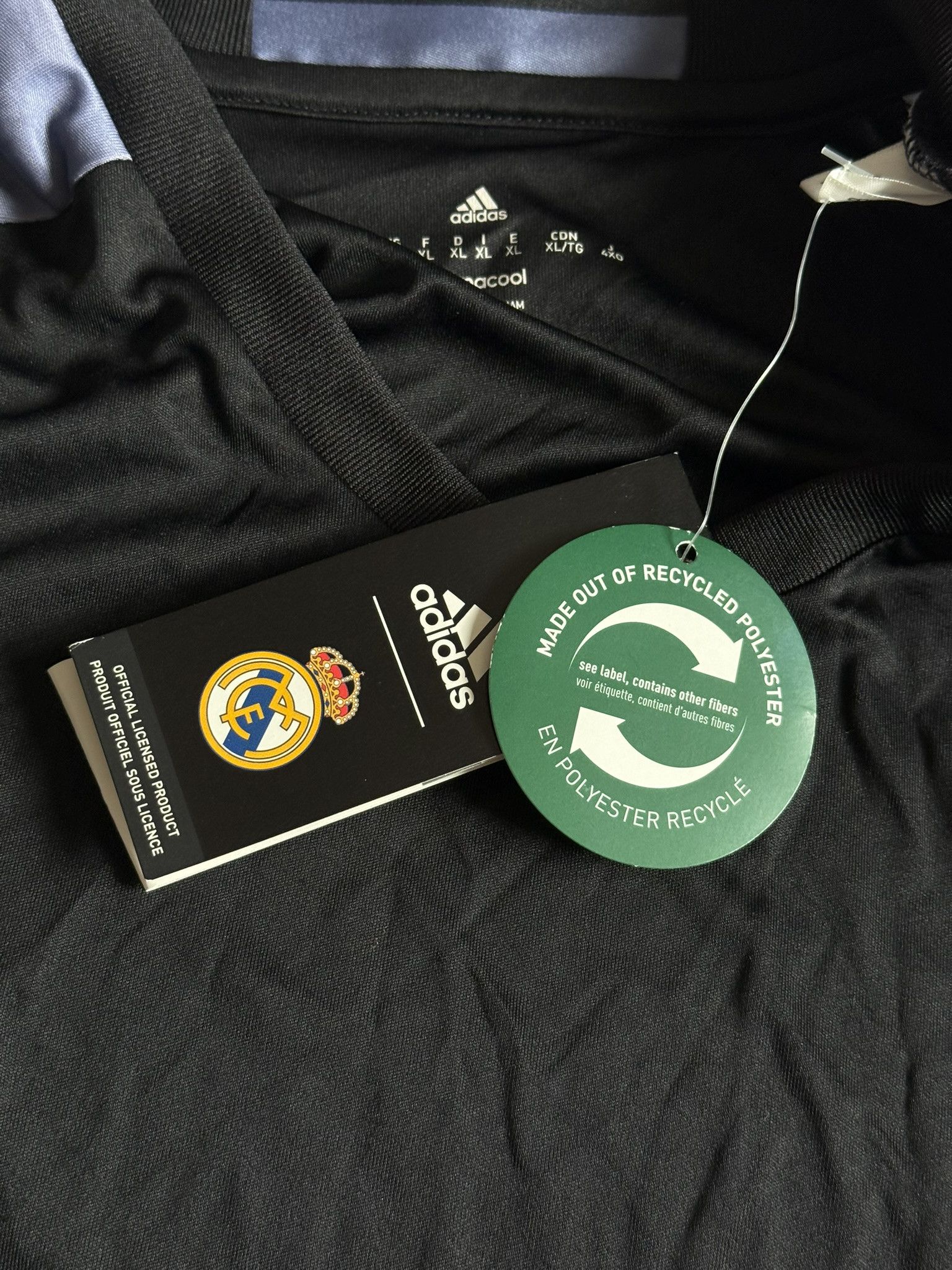 Adidas REAL MADRID 2016 2017 THIRD SHIRT JERSEY CAMISETA XL Size US XL / EU 56 / 4 - 4 Thumbnail